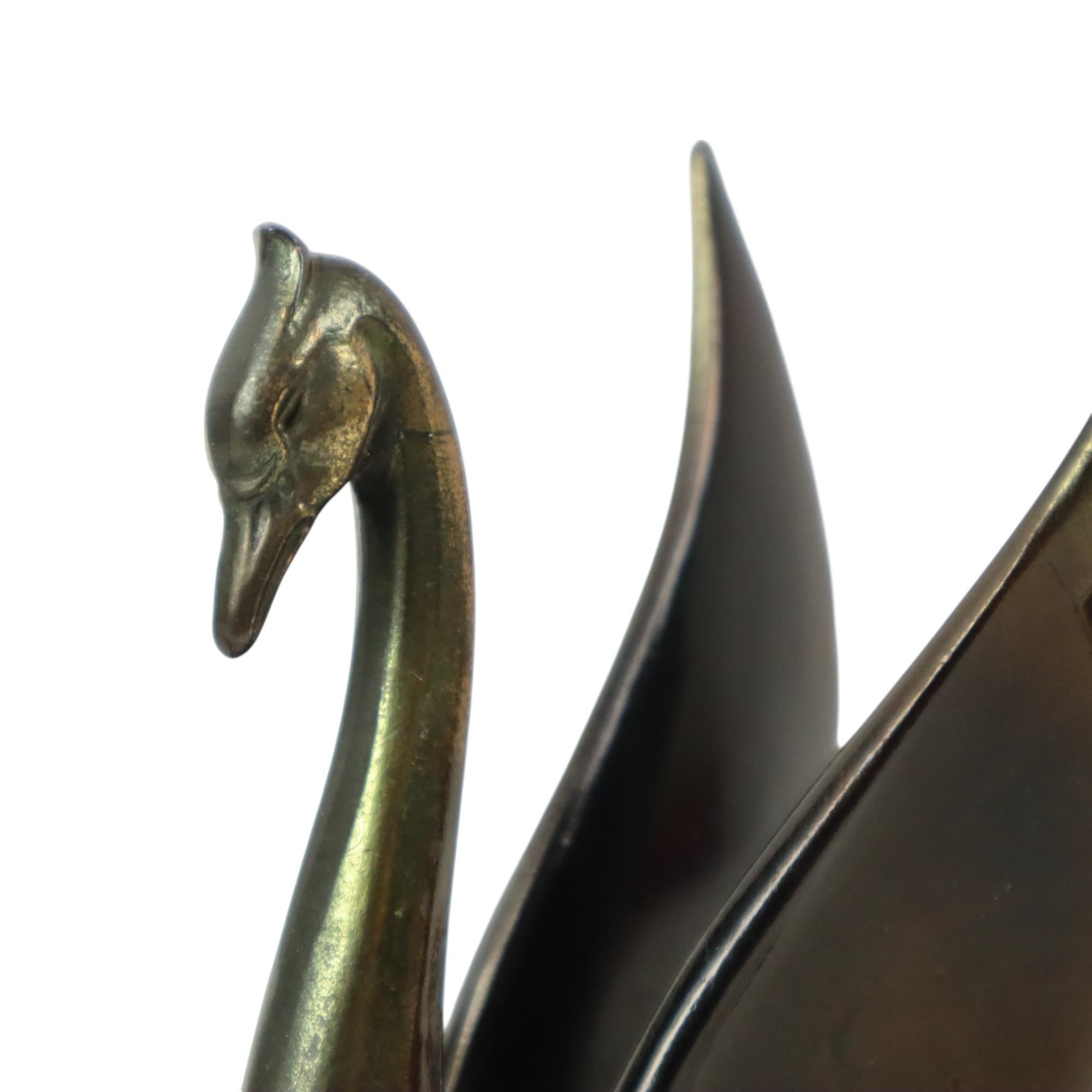 Zinc brut Serre-livres Swan Art Déco Français Base en Marbre 1930 en vente