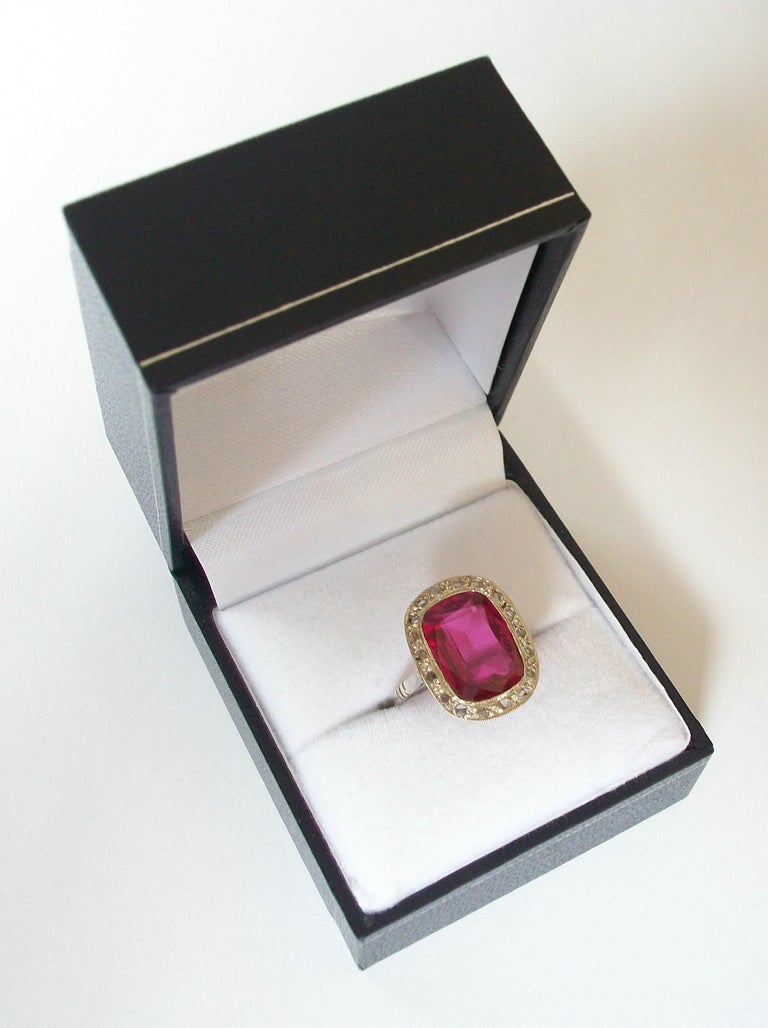 French Art Deco Synthetic Ruby & Diamond Halo Ring, 18K Gold, Circa 1920's For Sale 3