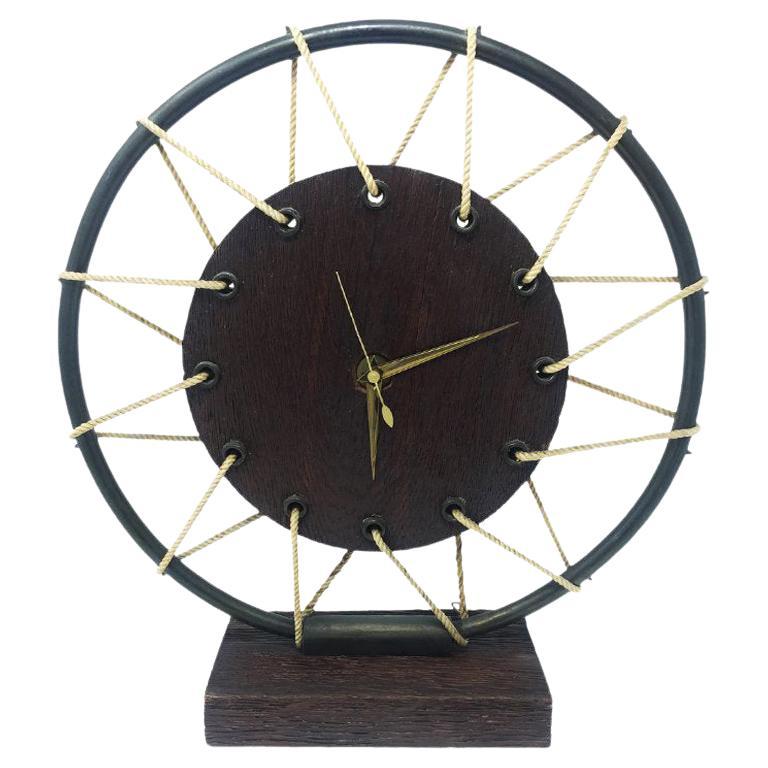 Horloge de table Art déco française en Wood, années 1950