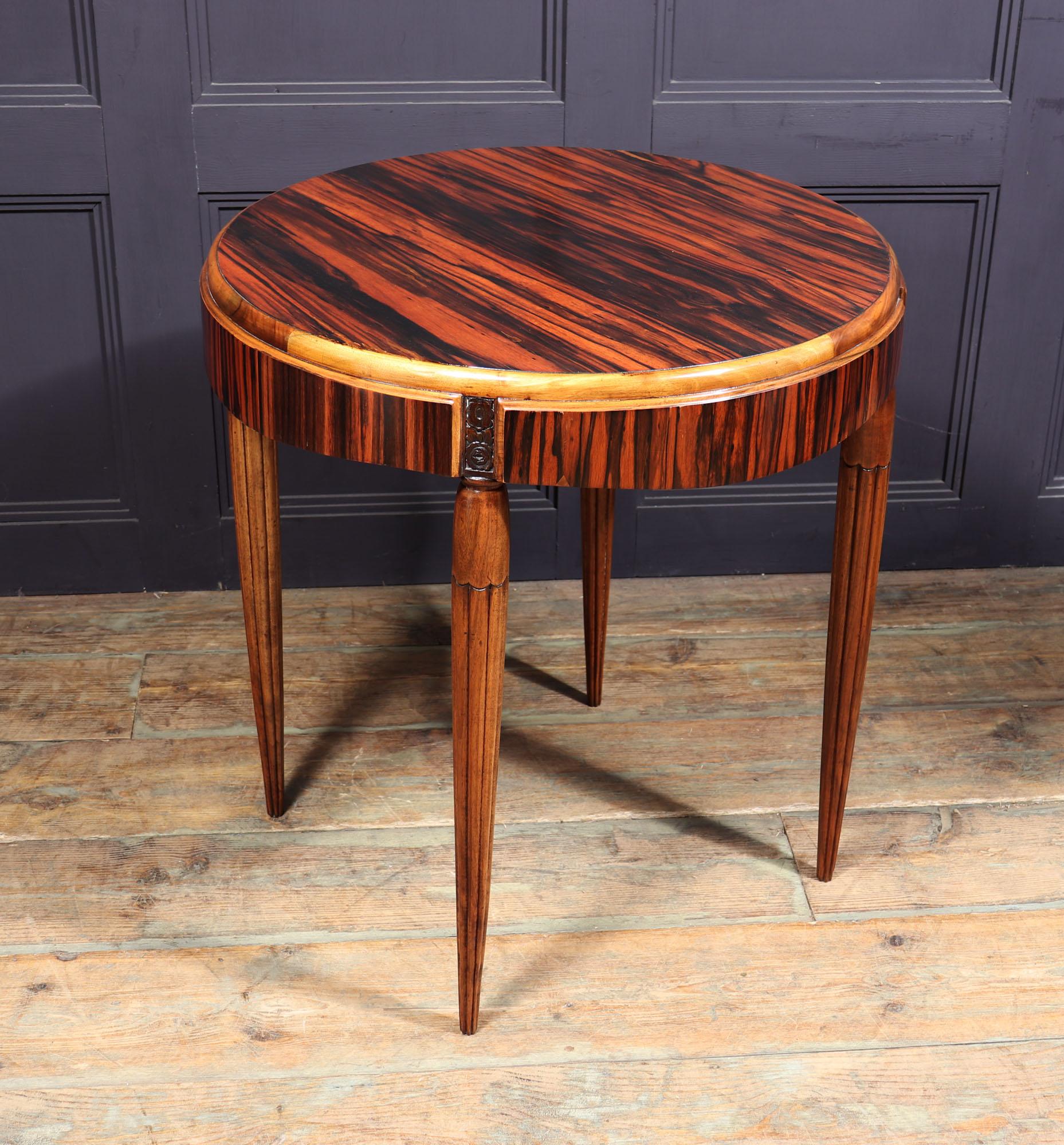 Early 20th Century French Art Deco Table in Macassar ebony and Walnut For Sale