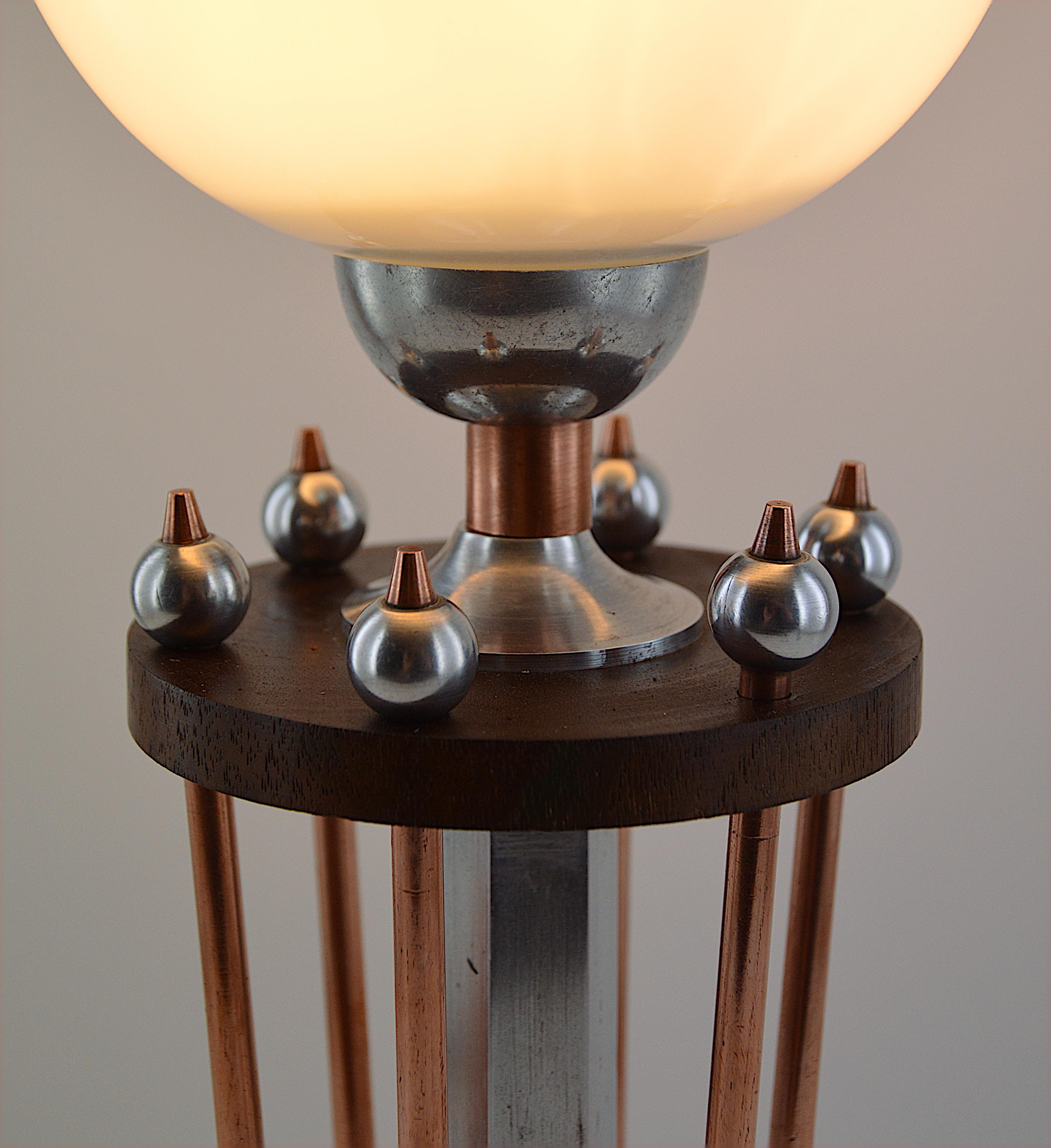 Mid-20th Century French Art Deco Table Lamp, 1920s For Sale