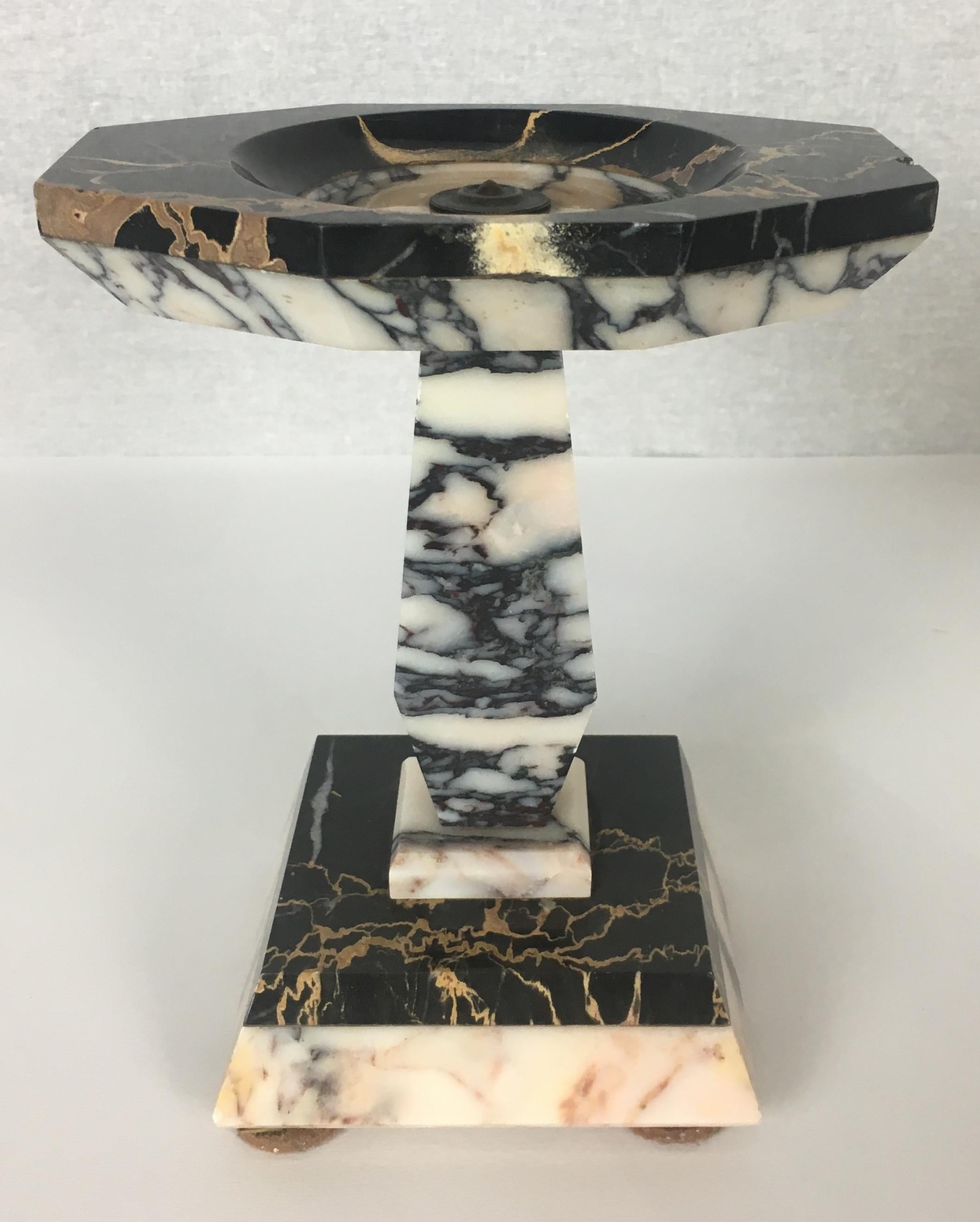 Marius-Ernest Sabino French Art Deco Table Lamp and Garniture Set, Signed For Sale 2