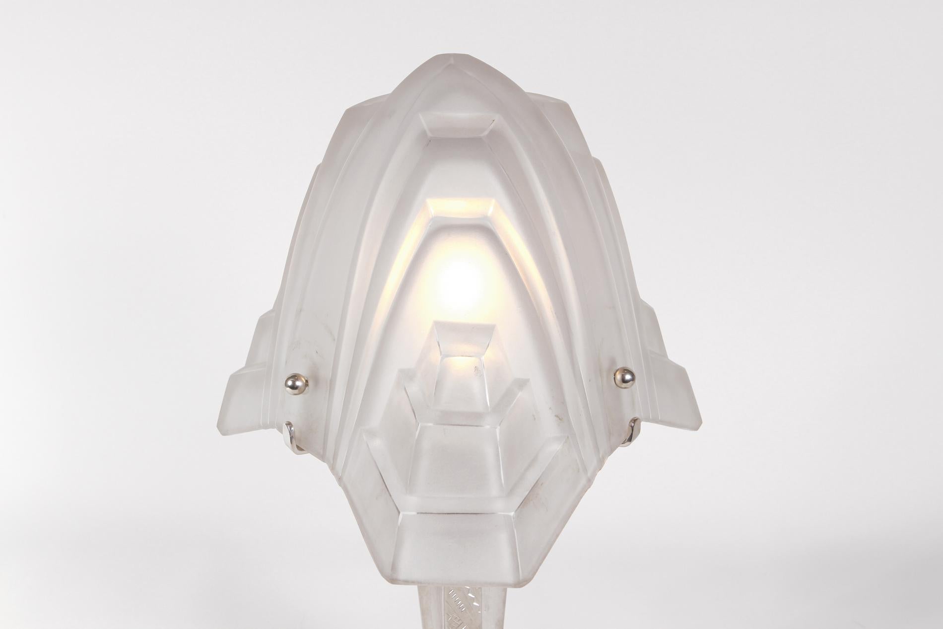 Französische Art-Déco-Tischlampe von Degué  im Zustand „Hervorragend“ im Angebot in SAINT-OUEN-SUR-SEINE, FR