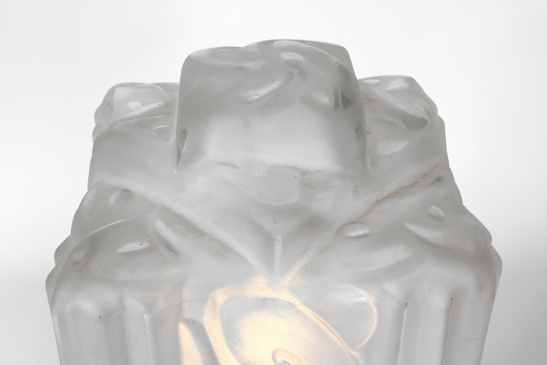 20ième siècle Lampe de table Art déco de Degué  en vente