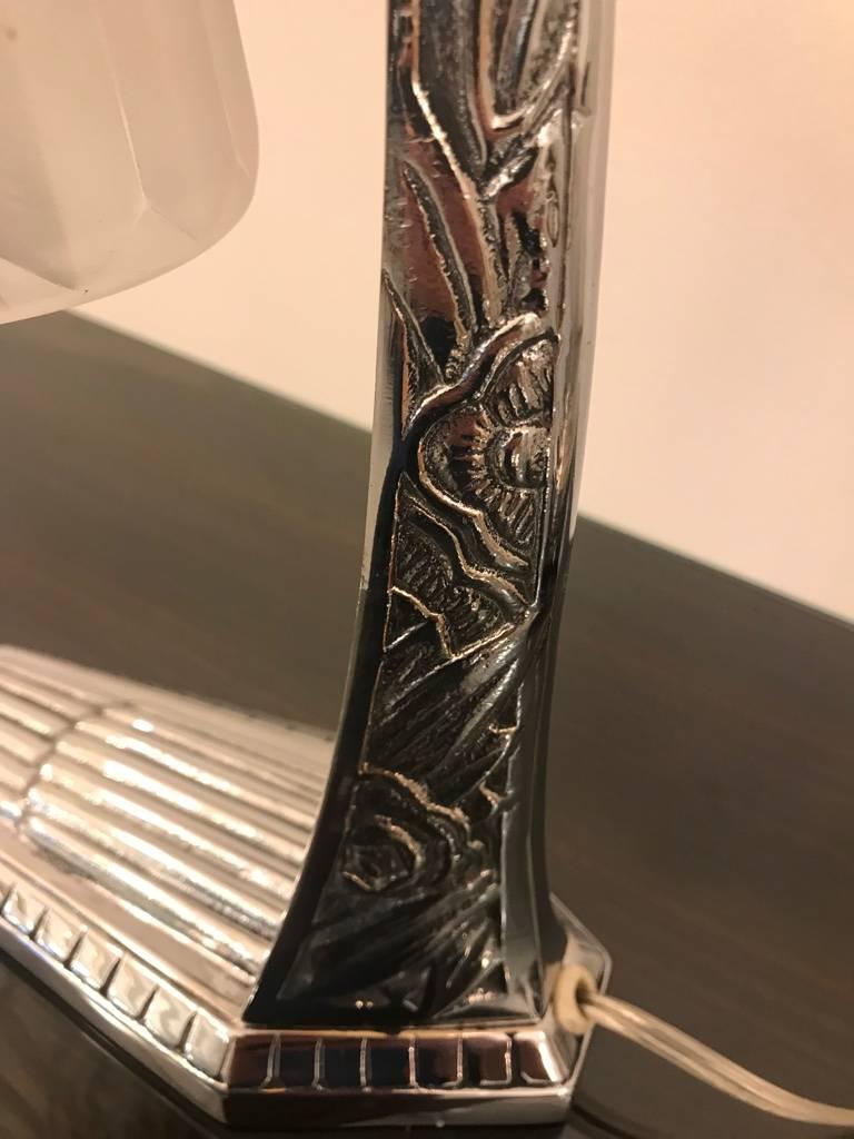Lámpara de sobremesa Art Déco francesa de Degue en venta 2