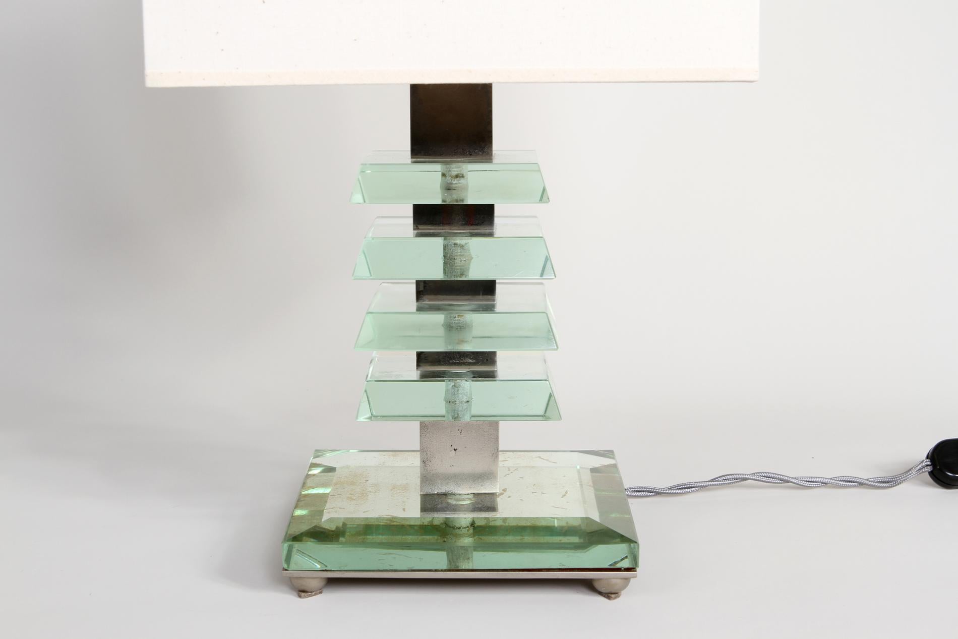Lampe de table Art déco française par Desny Excellent état - En vente à SAINT-OUEN-SUR-SEINE, FR