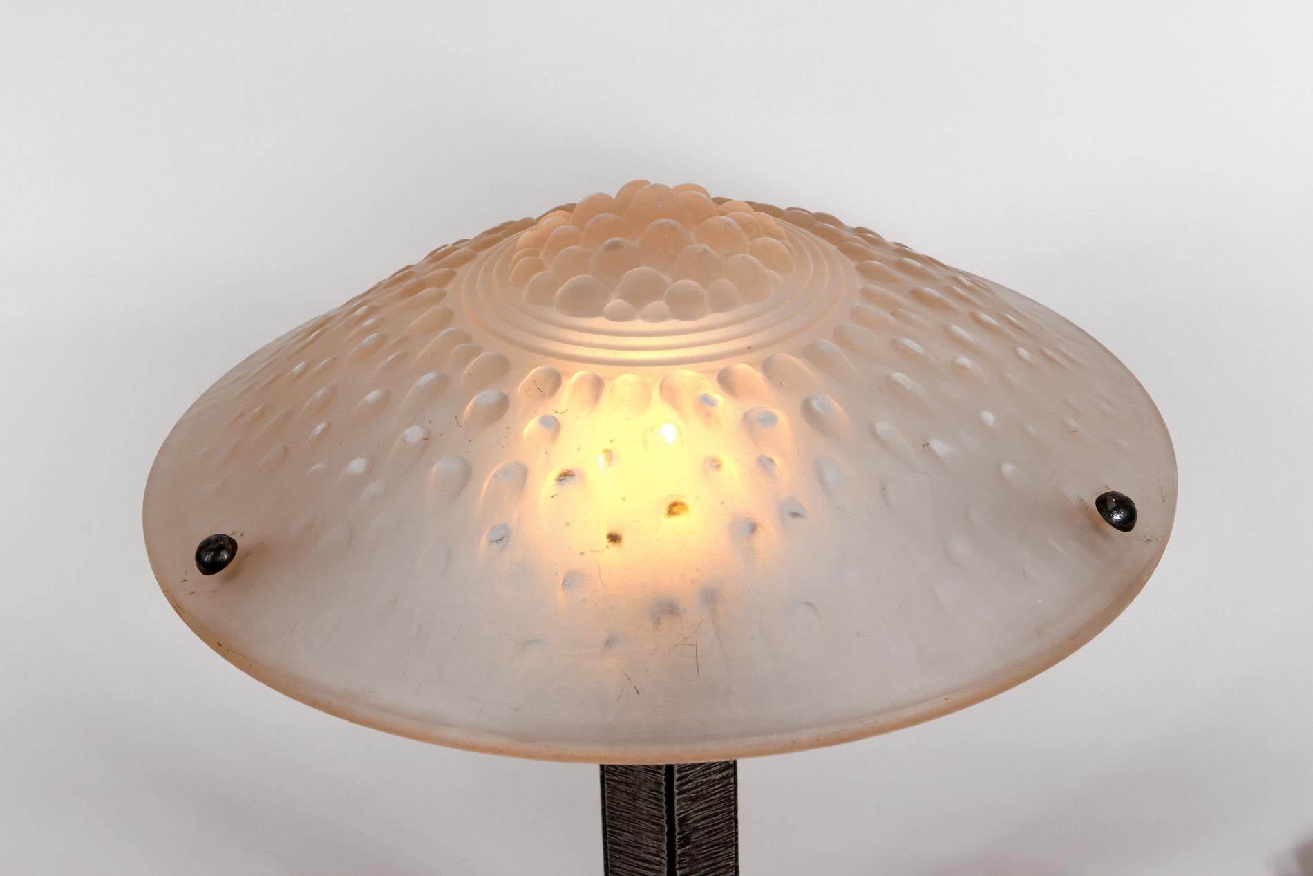 20th Century French Art Deco table lamp by Frères Muller Luneville  For Sale