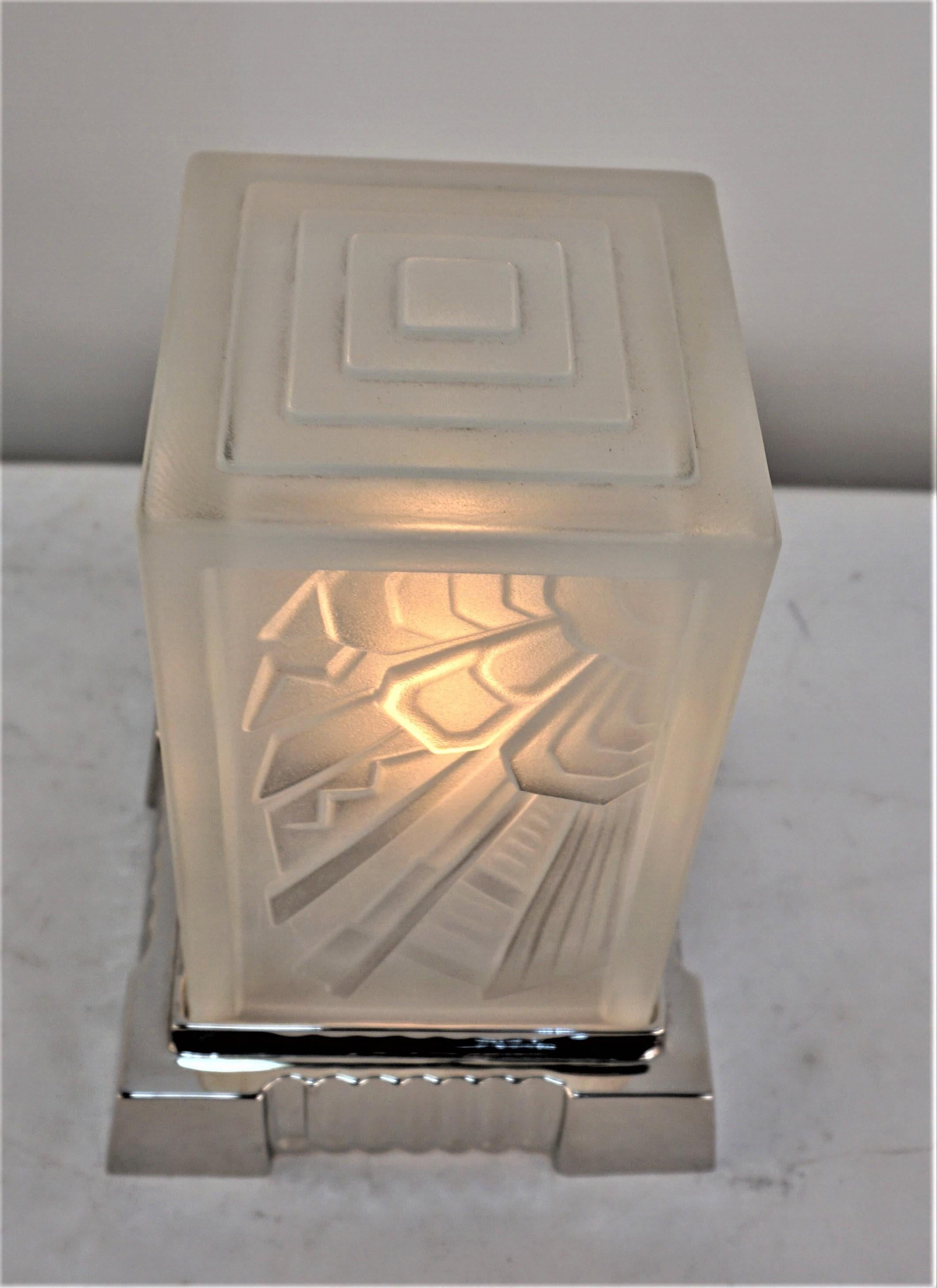 Early 20th Century French Art Deco Table Lamp by Hanots For Sale