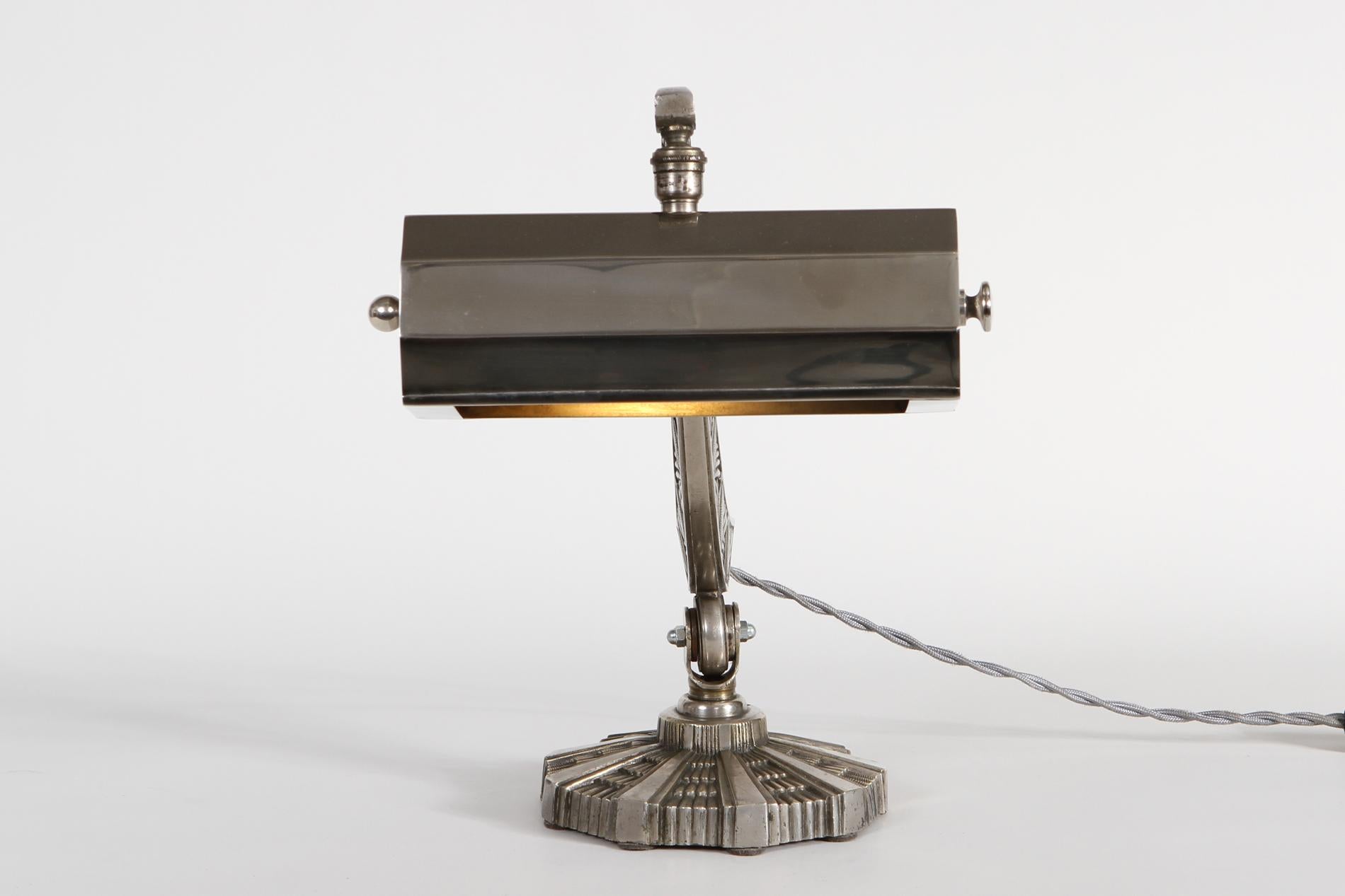 20th Century French Art Deco table lamp by Hettier & Vincent 