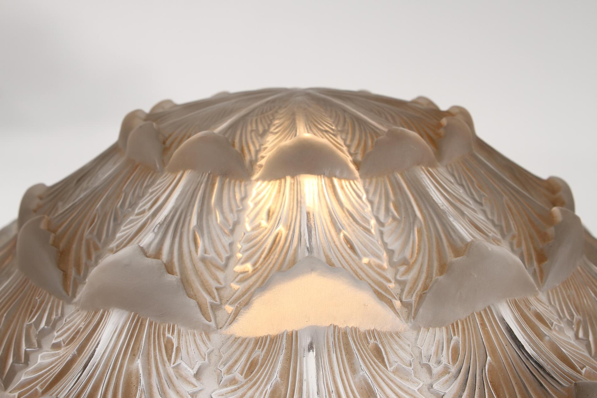 20th Century French Art Deco table lamp by Lalique 