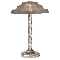 French Art Deco table lamp by Lalique 