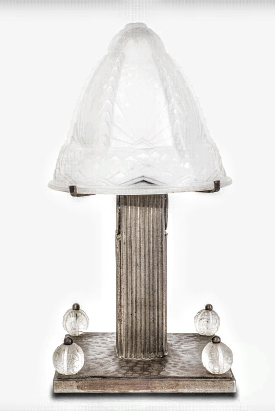 Tischlampe im Art-déco-Stil von Muller Ferers (Französisch) im Angebot