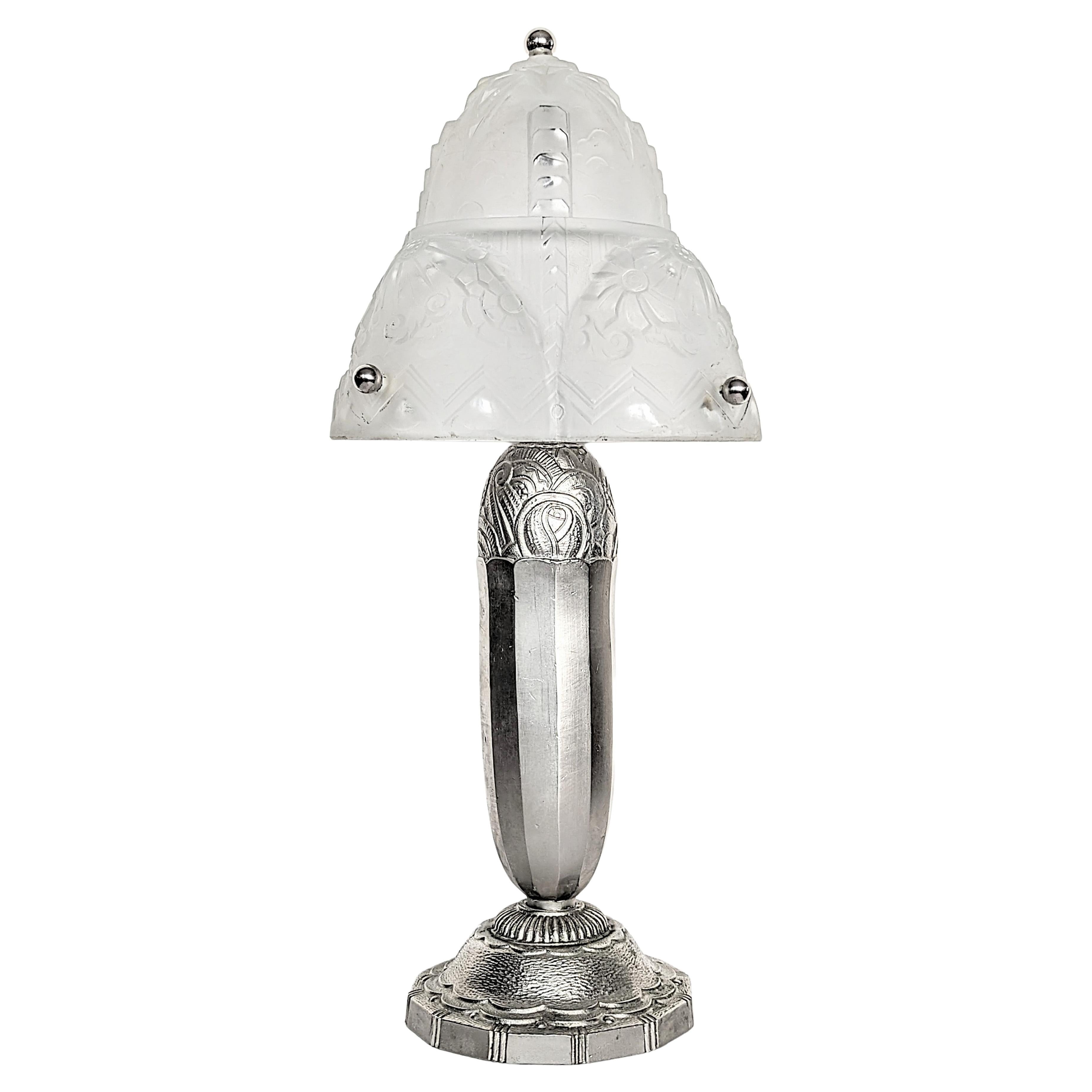 Französische Art Deco Tischlampe signiert von Muller Frères