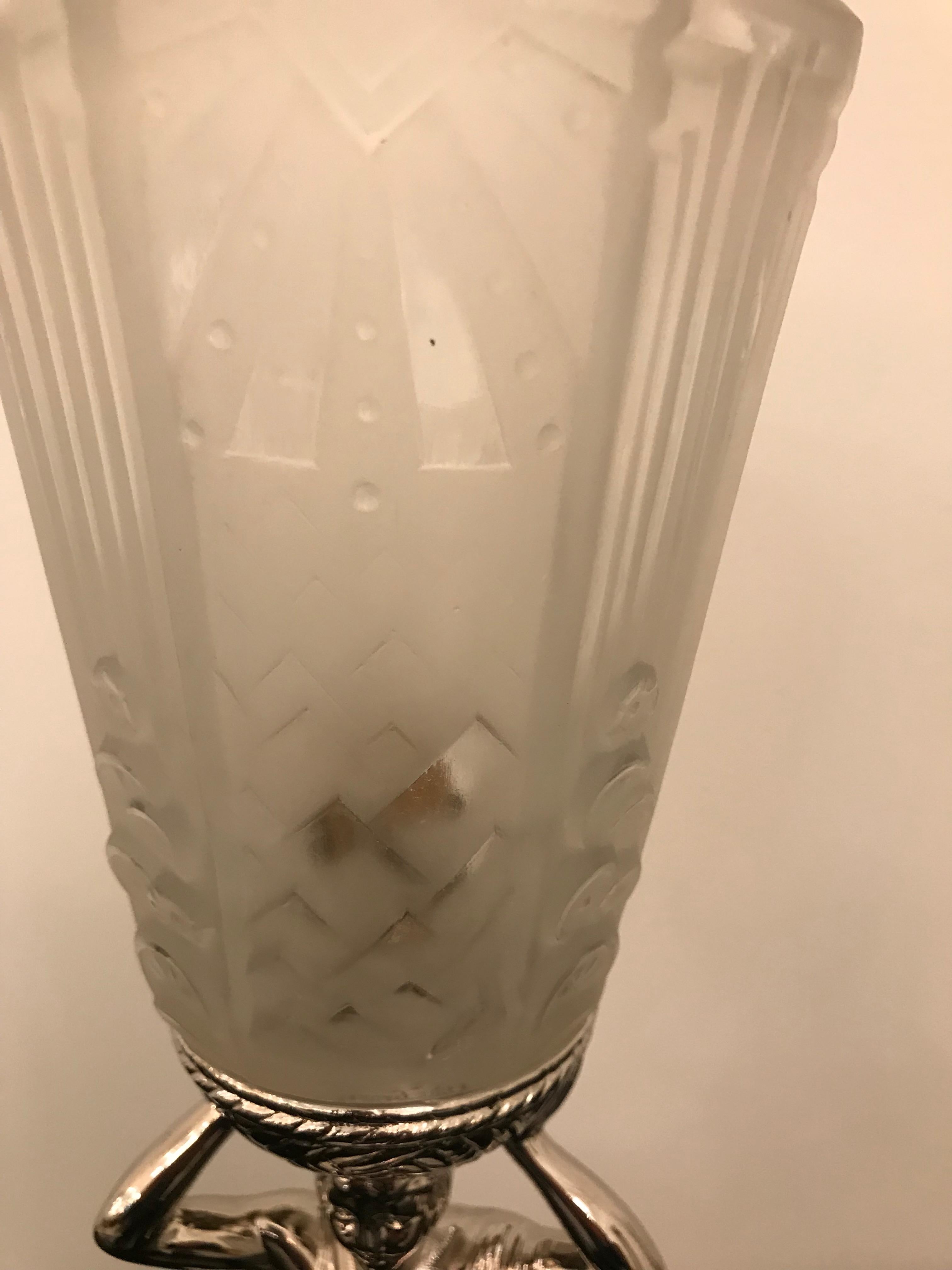 French Art Deco Table Lamp by Muller Frères Luneville For Sale 7