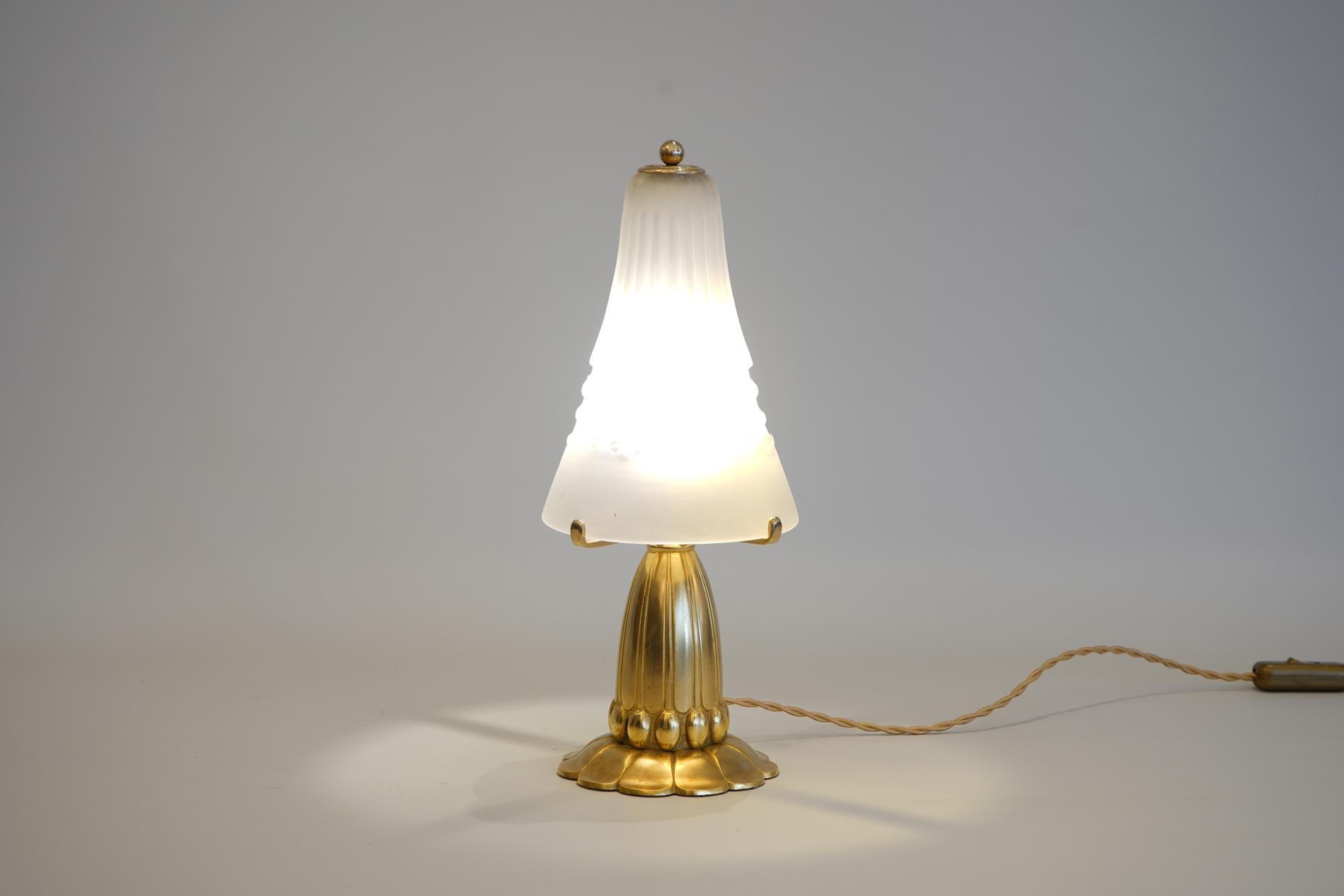 French Art Deco table lamp by Paul Follot and Muller  In Excellent Condition For Sale In SAINT-OUEN-SUR-SEINE, FR