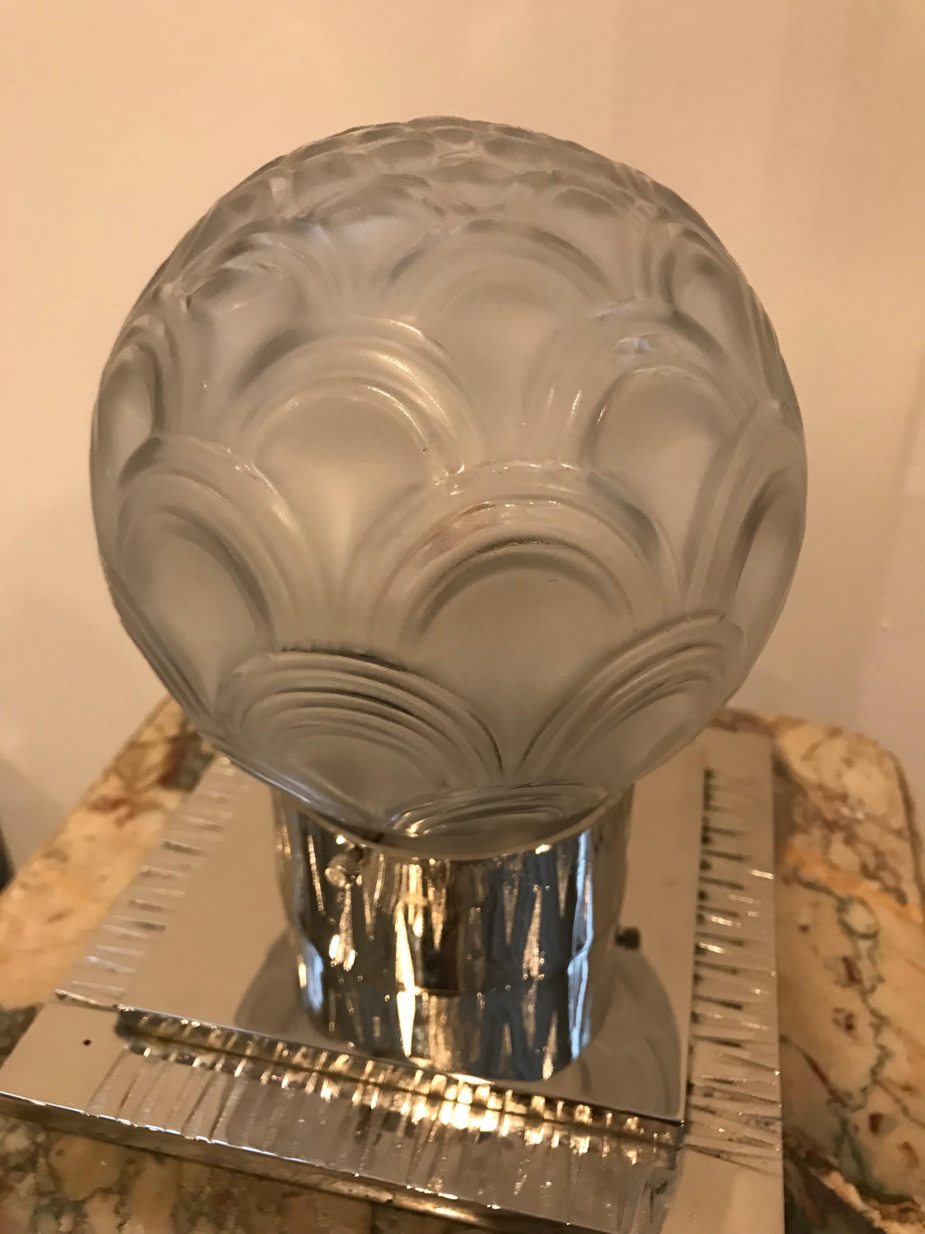 French Art Deco Table Lamp by Pierre D’avesn In Excellent Condition For Sale In North Bergen, NJ