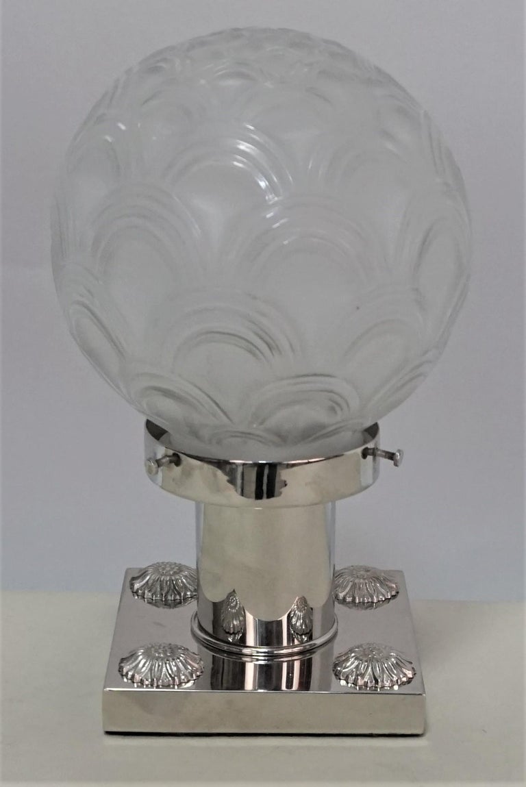 French Art Deco Table Lamp by Sabino For Sale 1