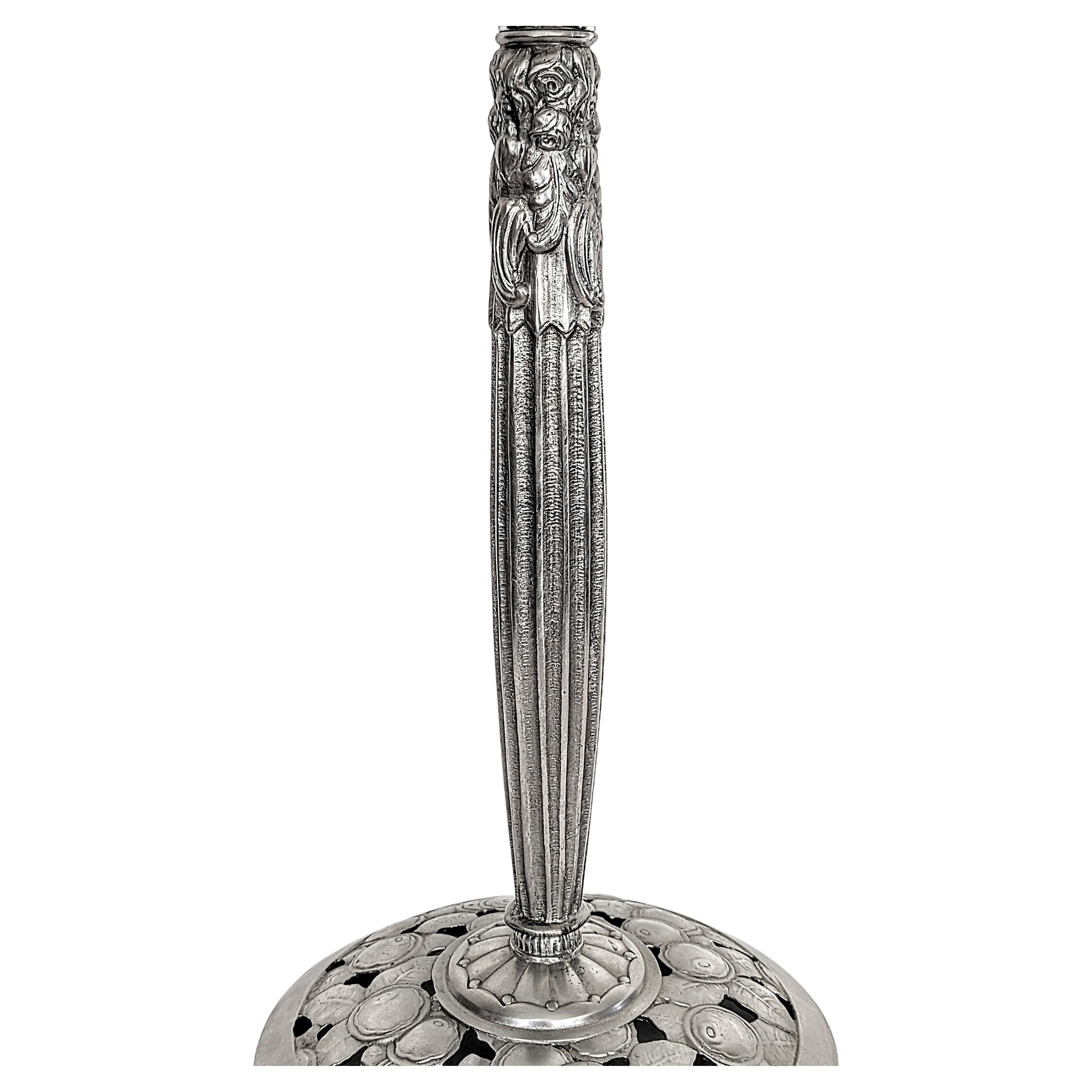 French Art Deco Table Lamp by Schneider 1