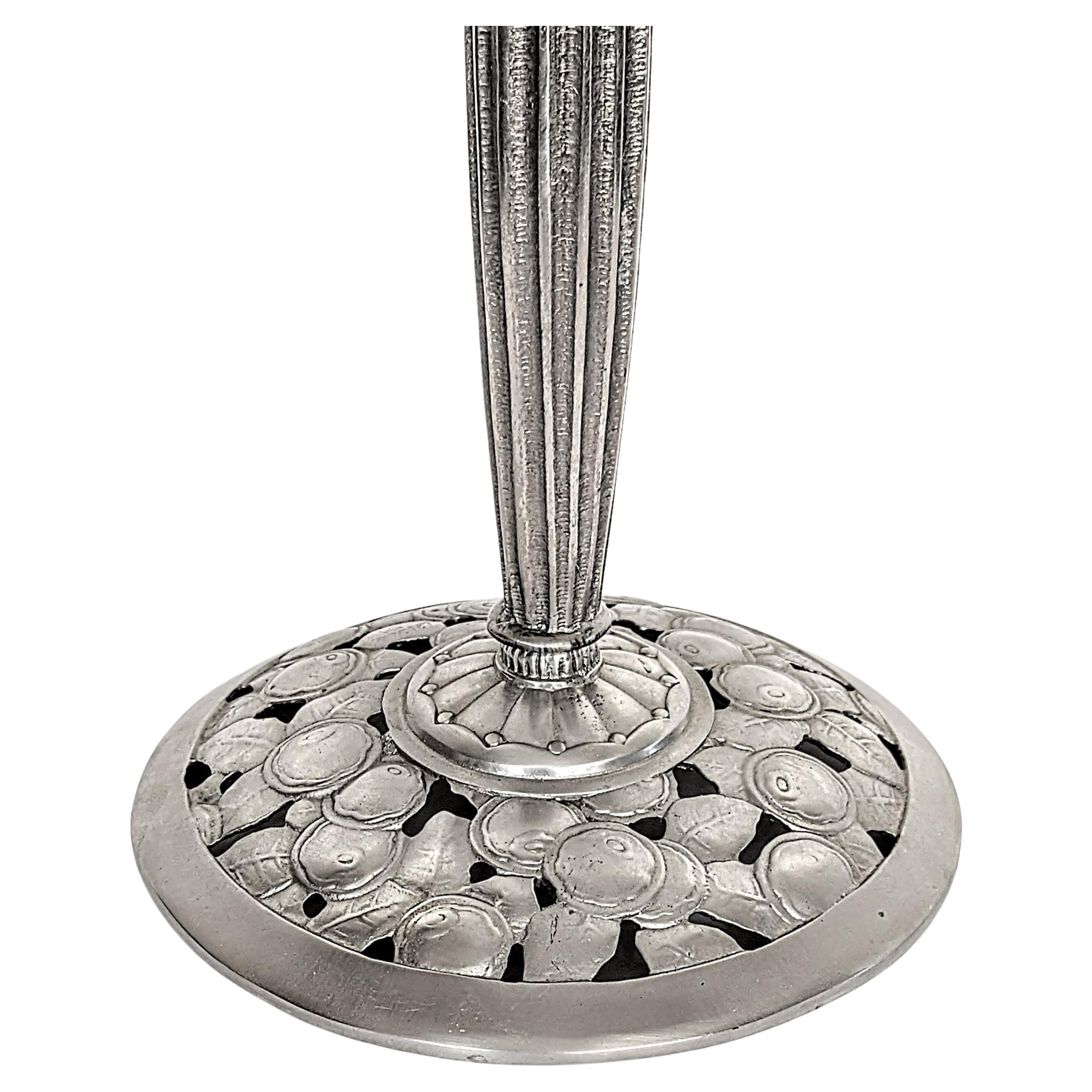 French Art Deco Table Lamp by Schneider 2