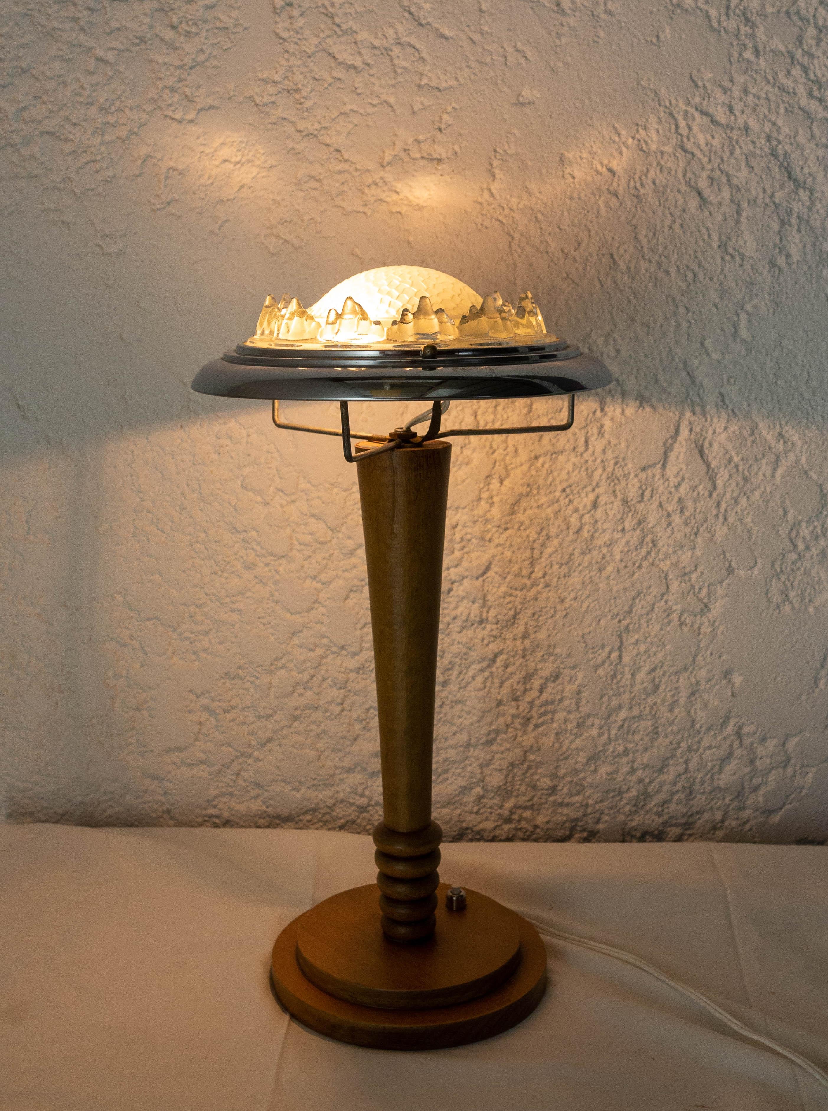 French Art Deco Table Lamp, Ezan Style, Beech, Chrome and Glass, circa 1930 For Sale 1