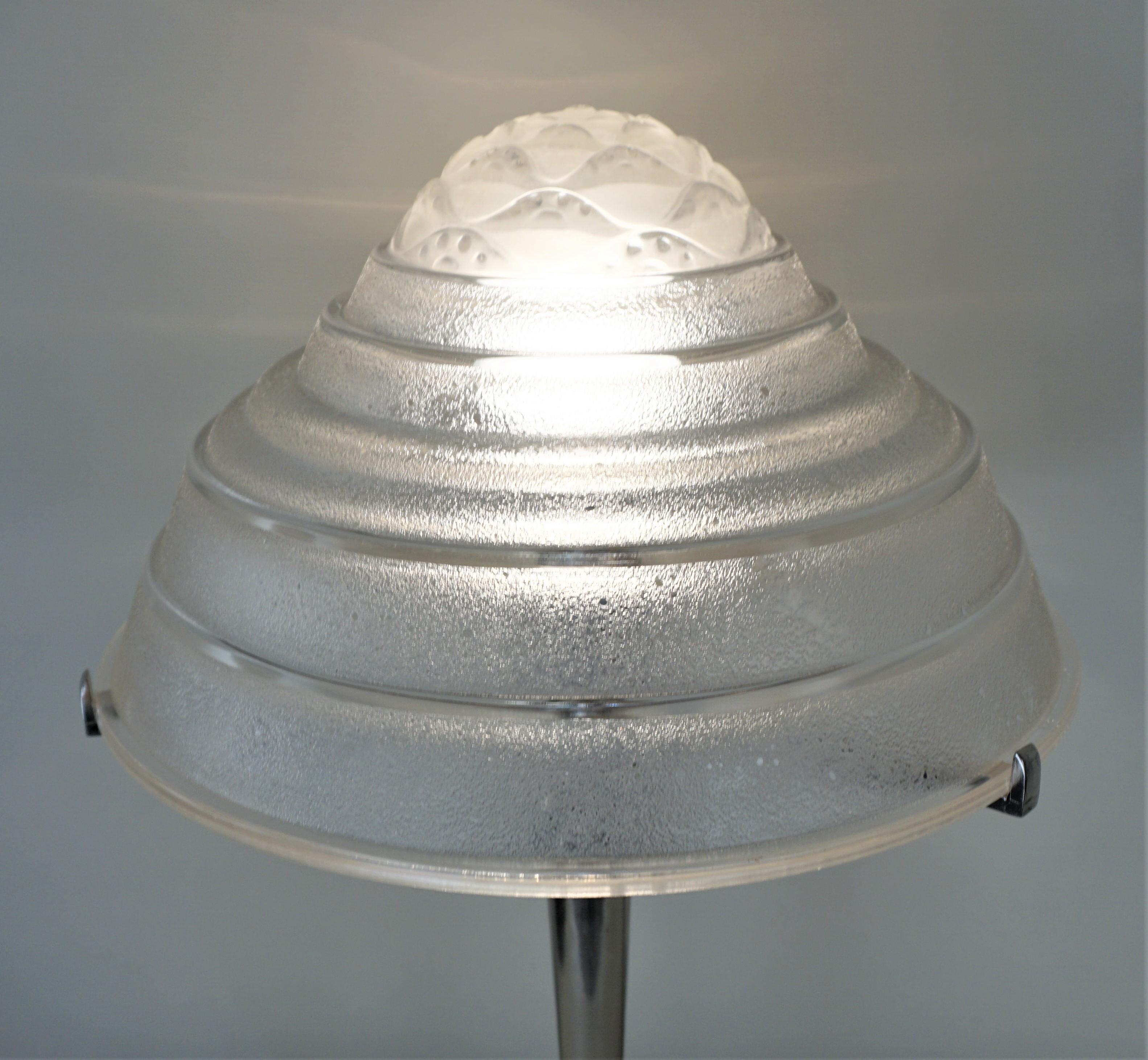Mid-20th Century French Art Deco Table Lamp