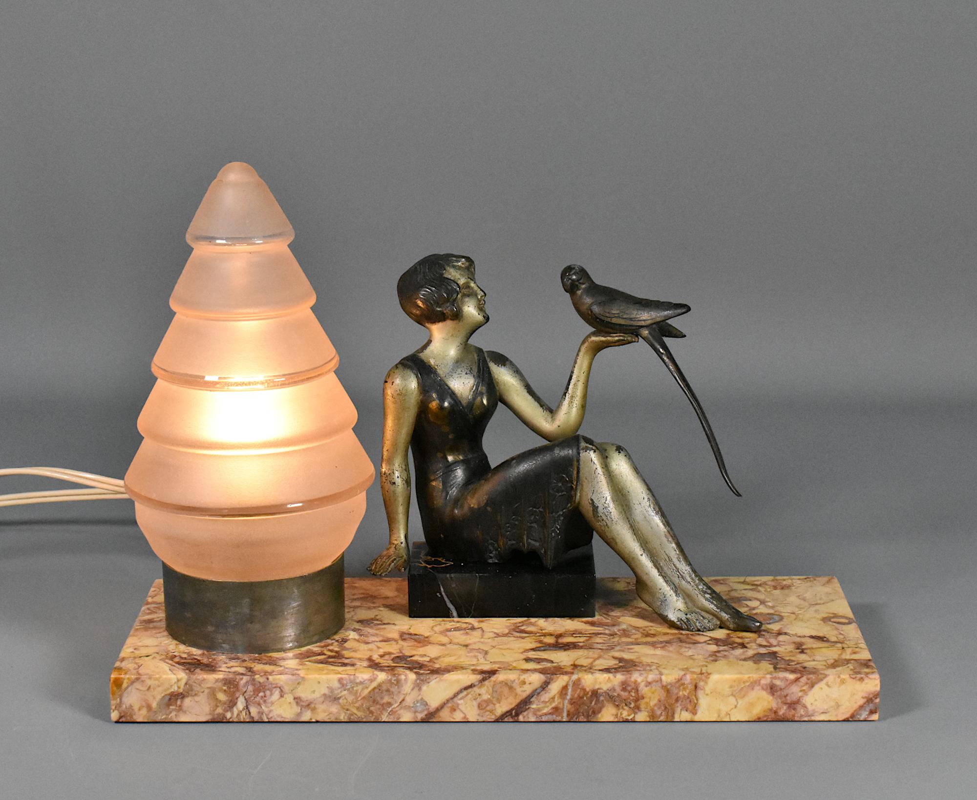 French Art Deco Table Lamp For Sale 3