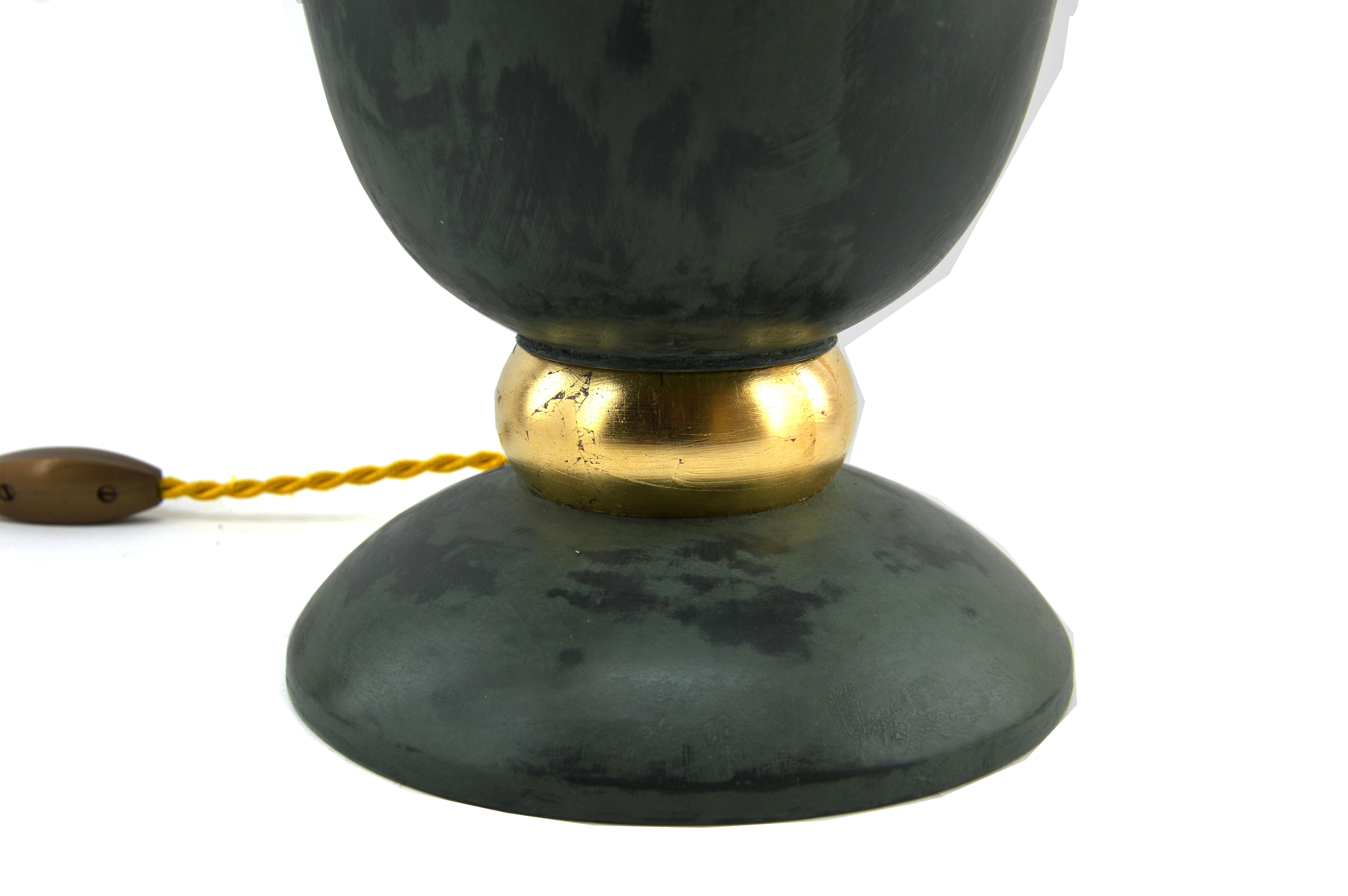 French Art Deco Table Lamp in the Shape of Jean Dunand Lamps, Gold Leaf, 1930 In Excellent Condition For Sale In Saint-Amans-des-Cots, FR