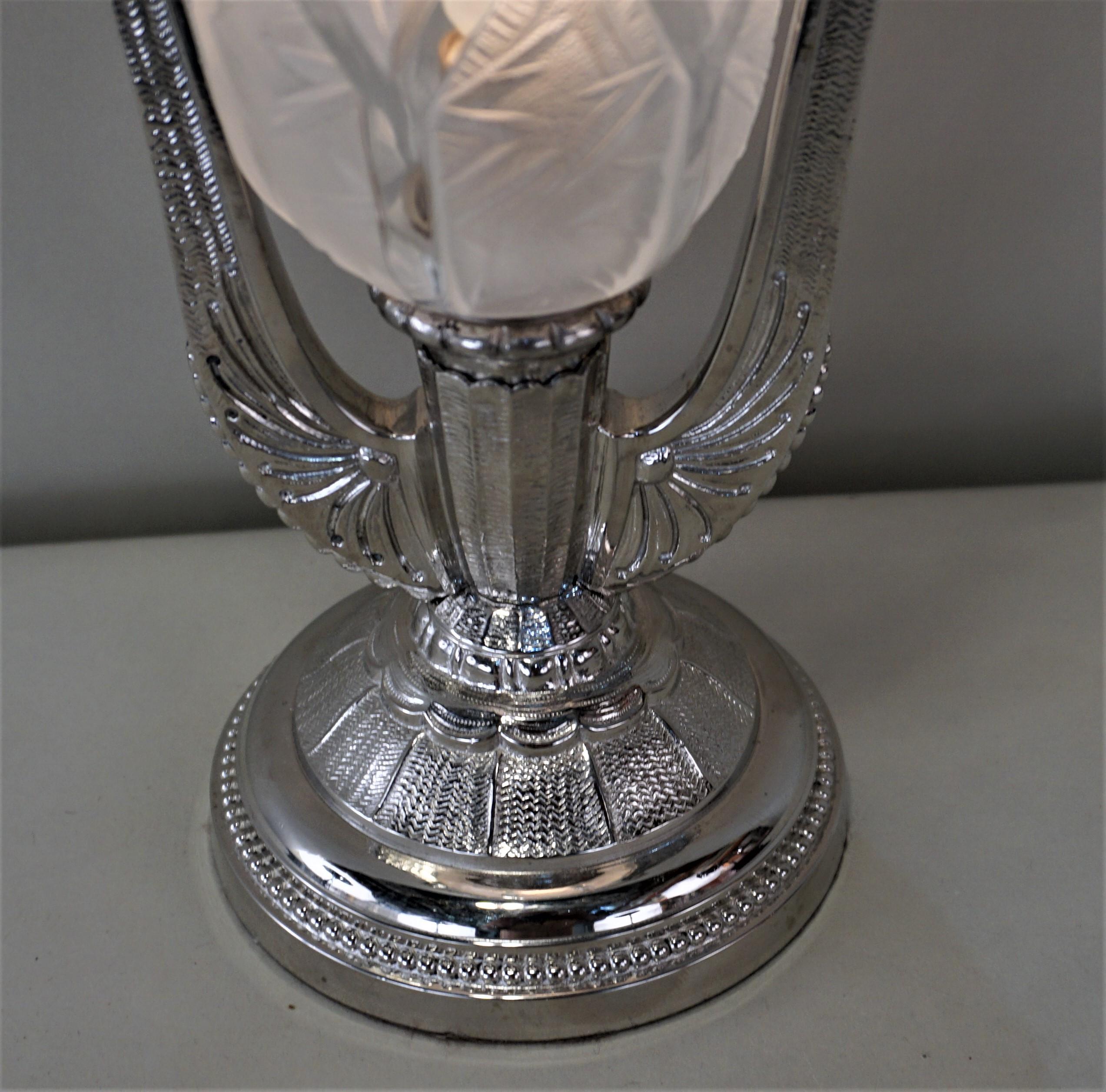 French Art Deco Table Lamp by Verrerie des Hanots In Good Condition In Fairfax, VA
