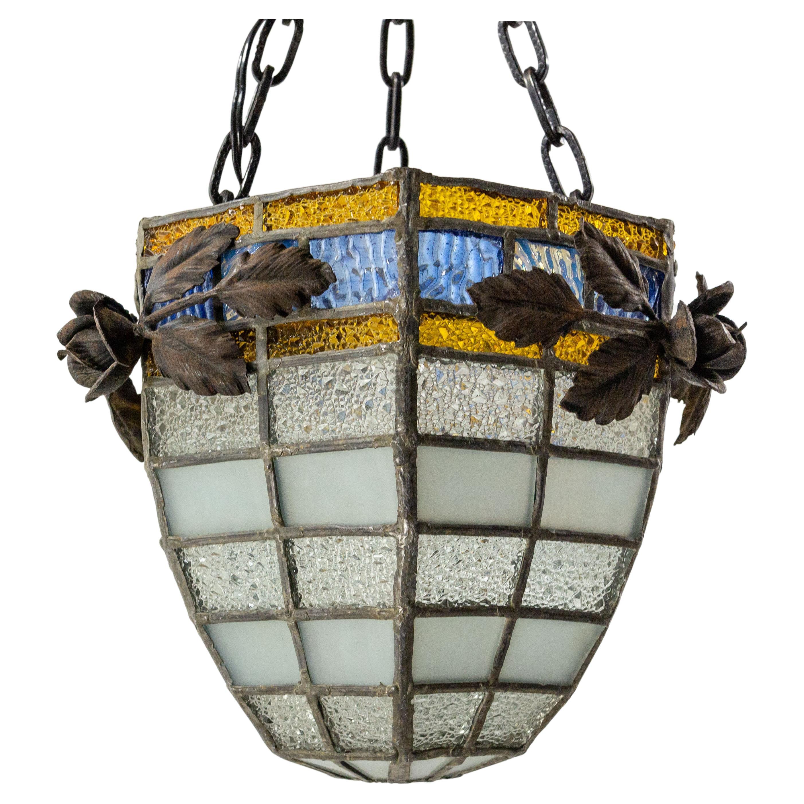 Französische Art-Déco-Tischlampe, Blei und strukturiertes Glas, um 1930 im Angebot