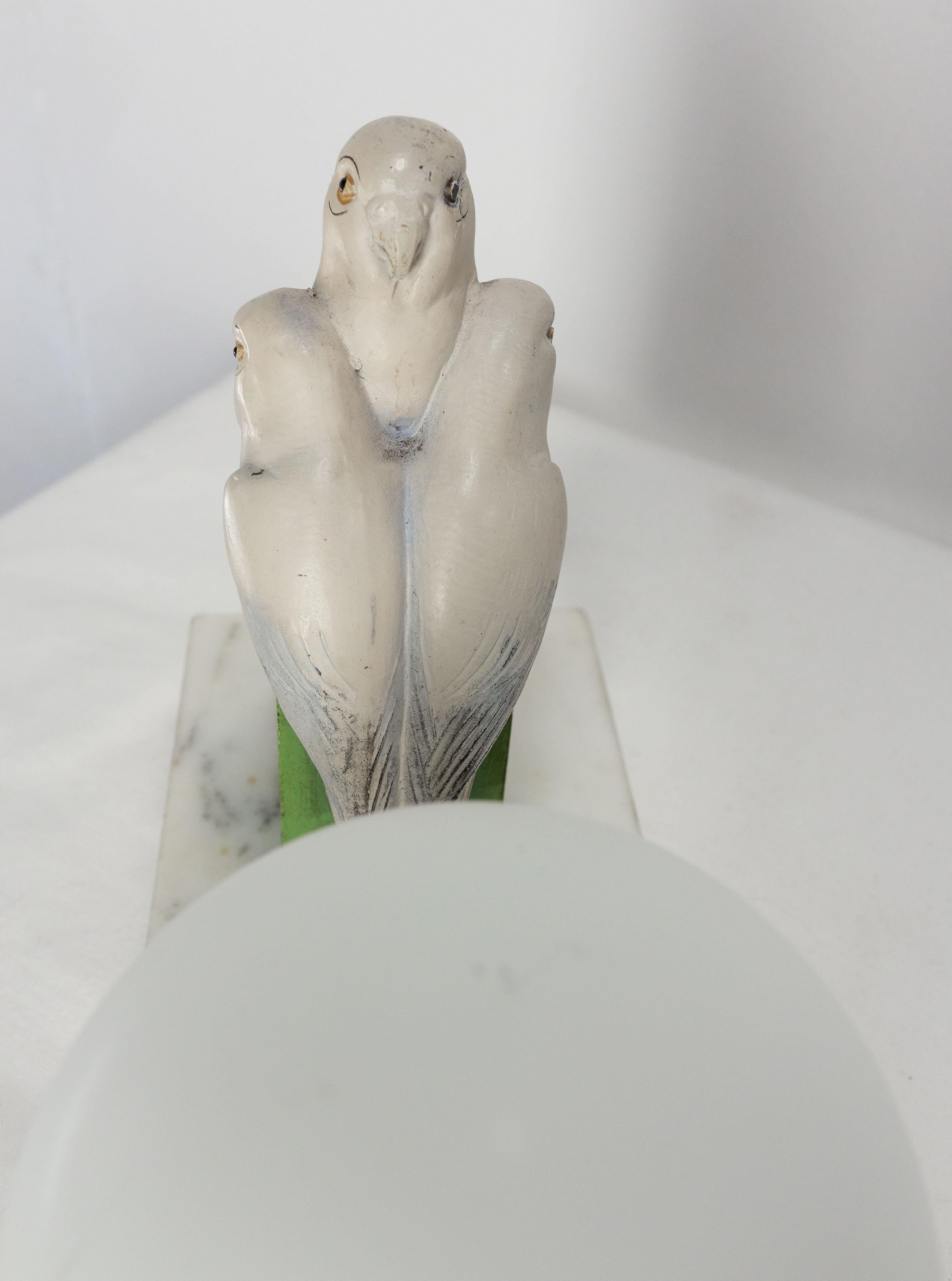 French Art Deco Table Lamp, Painted Spelter & Marble, Three Parakeets, c. 1930 For Sale 1