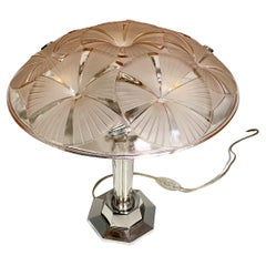 Französische Art Deco Tischlampe Rosa Glasschirm Signiert "Degué"