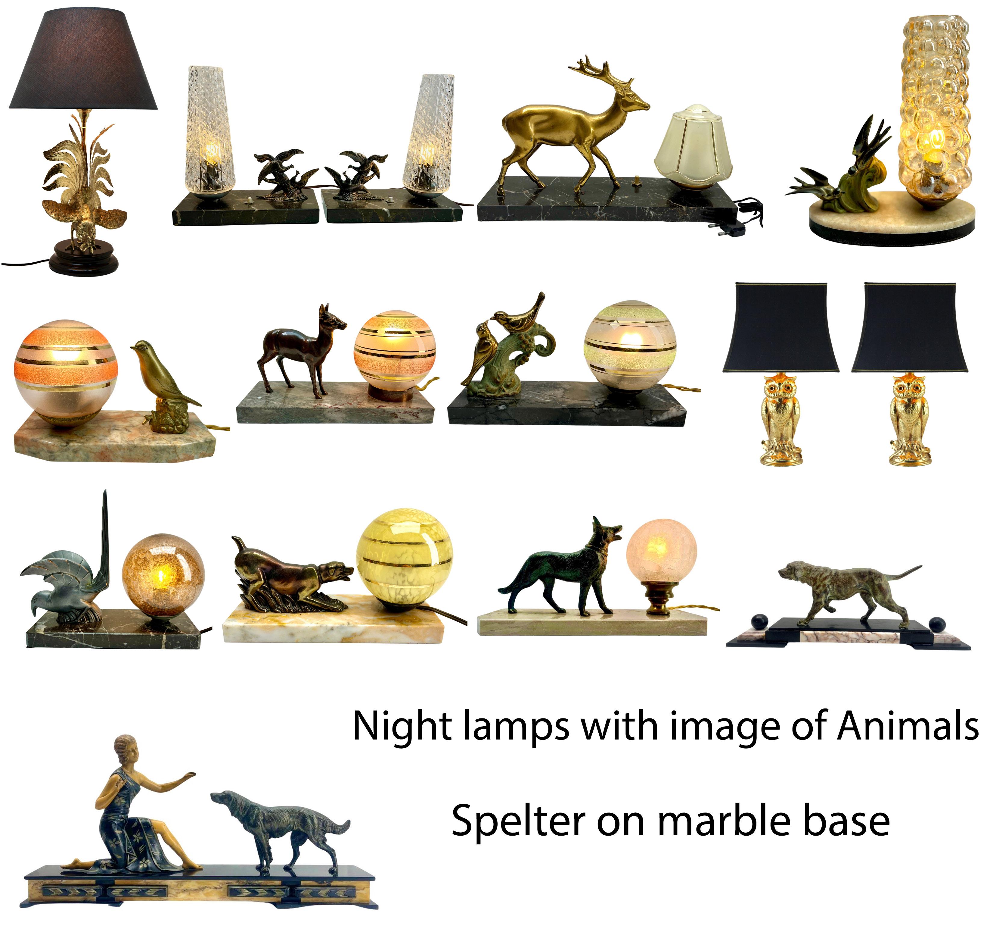 Französische Art-Déco-Tischlampe mit stilisierter Zinndarstellung eines Hirsches  im Angebot 7