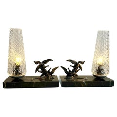 Lampes de table Art déco françaises avec motif d'oiseaux en zinc brut