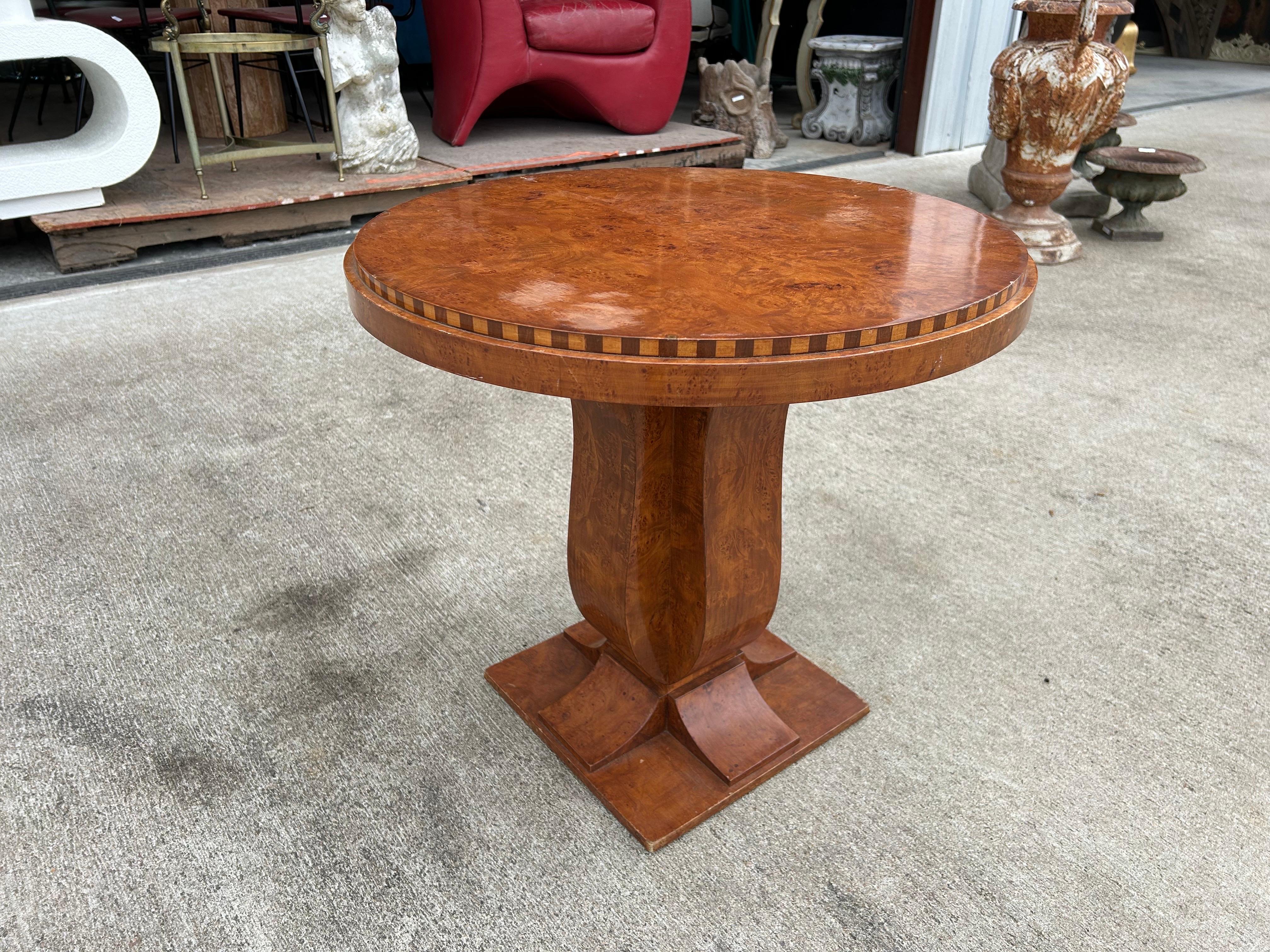 Table ou Gueridon Art Déco Français en vente 1