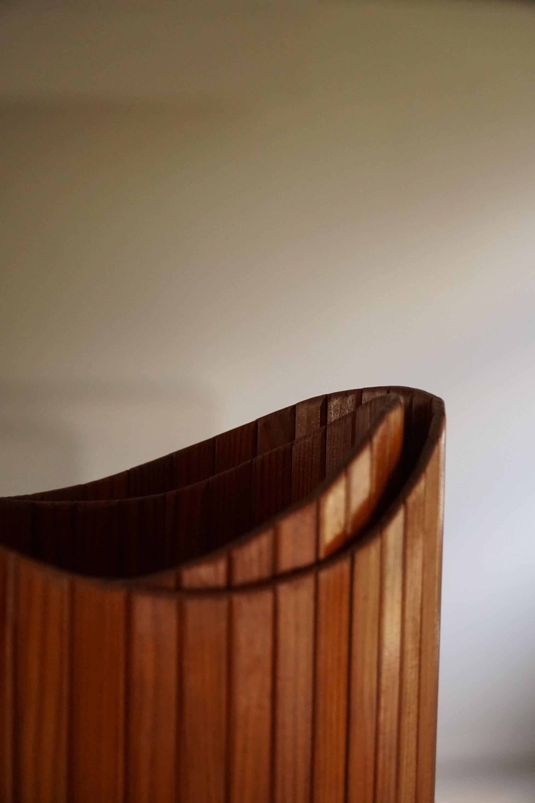 French Art Deco Tambour Room Divider in Patinated Pine by Jomaine Baumann, 1930s 9