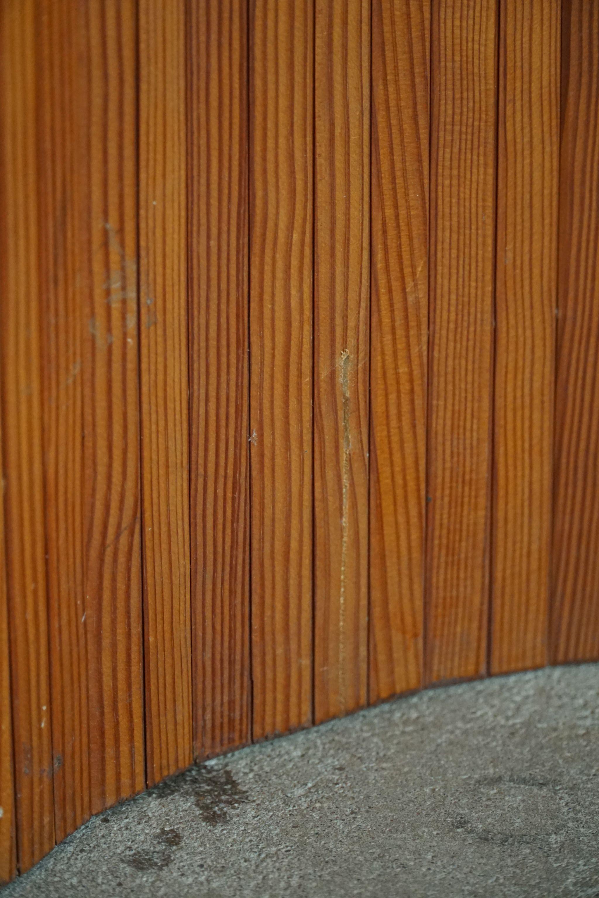 French Art Deco Tambour Room Divider in Patinated Pine by Jomaine Baumann, 1930s 11