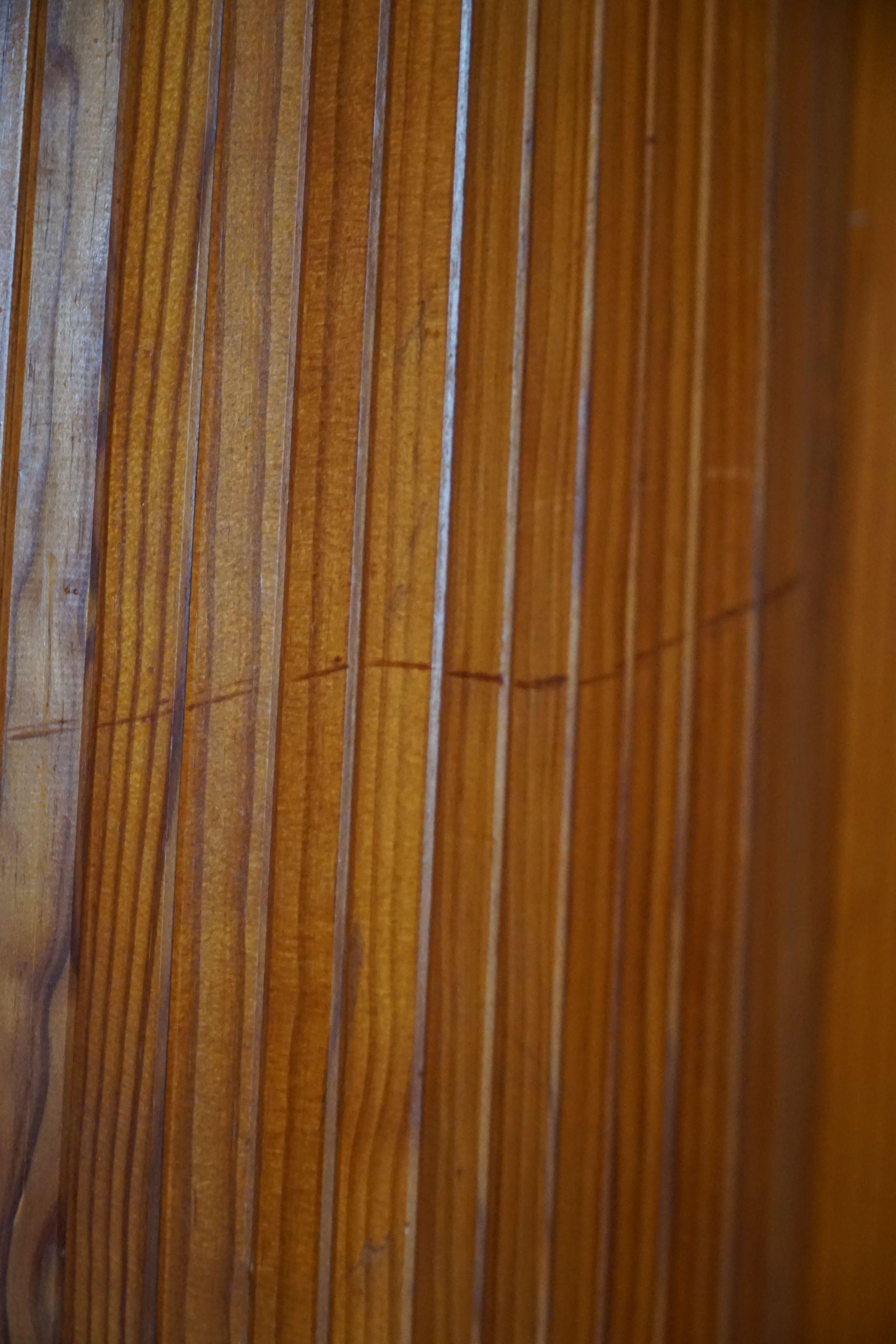 French Art Deco Tambour Room Divider in Patinated Pine by Jomaine Baumann, 1930s 12