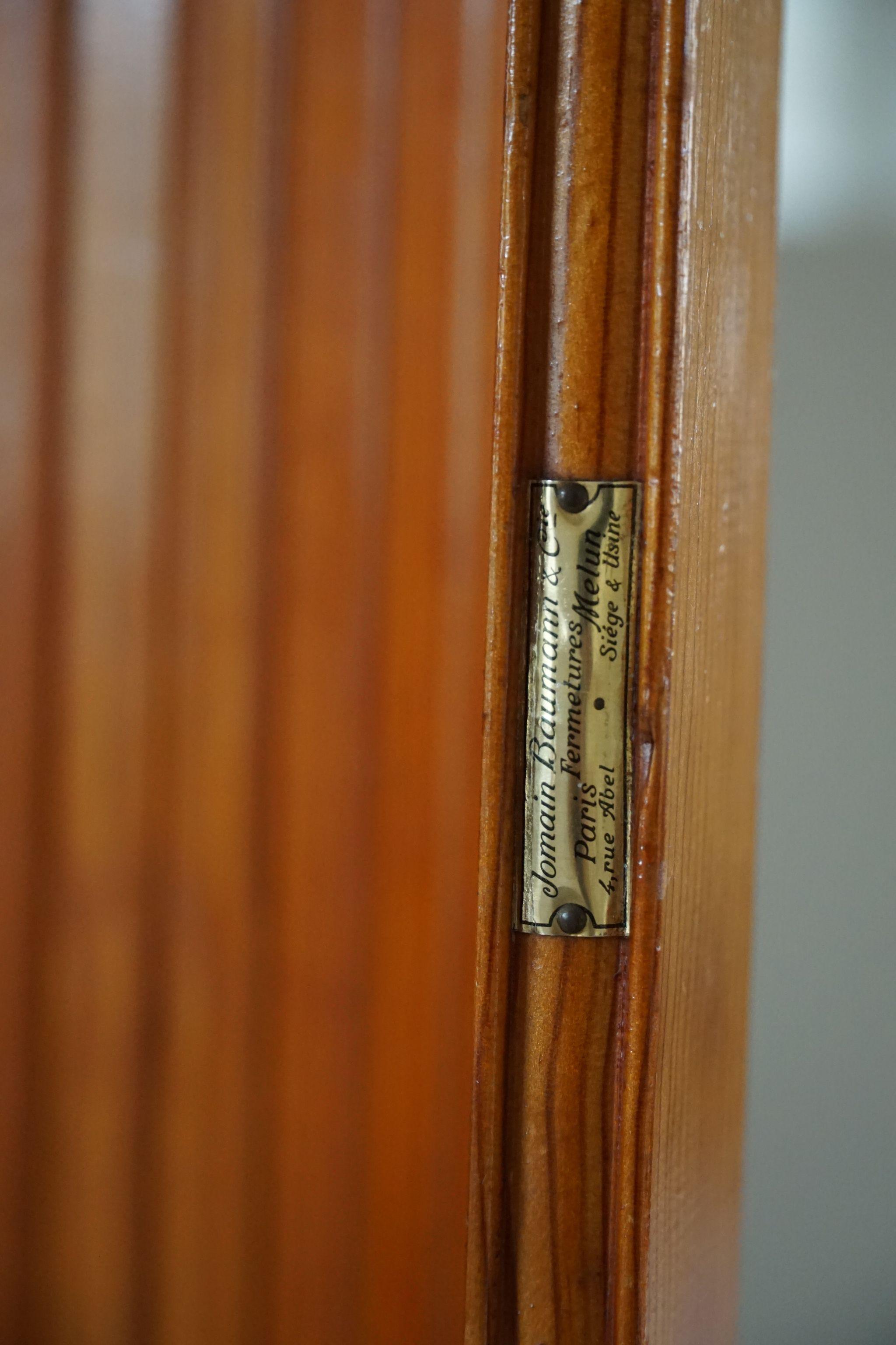 Mid-Century Modern French Art Deco Tambour Room Divider in Patinated Pine by Jomaine Baumann, 1930s