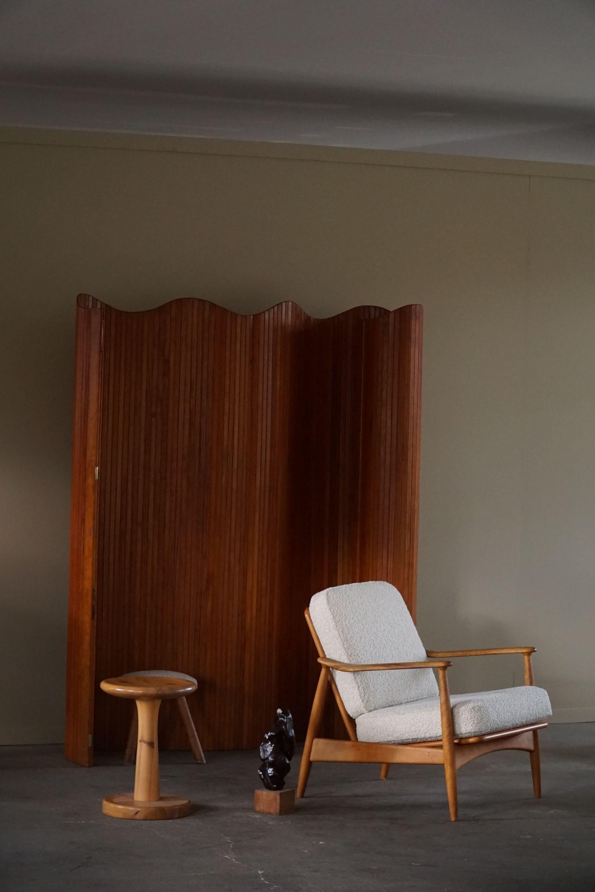 20th Century French Art Deco Tambour Room Divider in Patinated Pine by Jomaine Baumann, 1930s