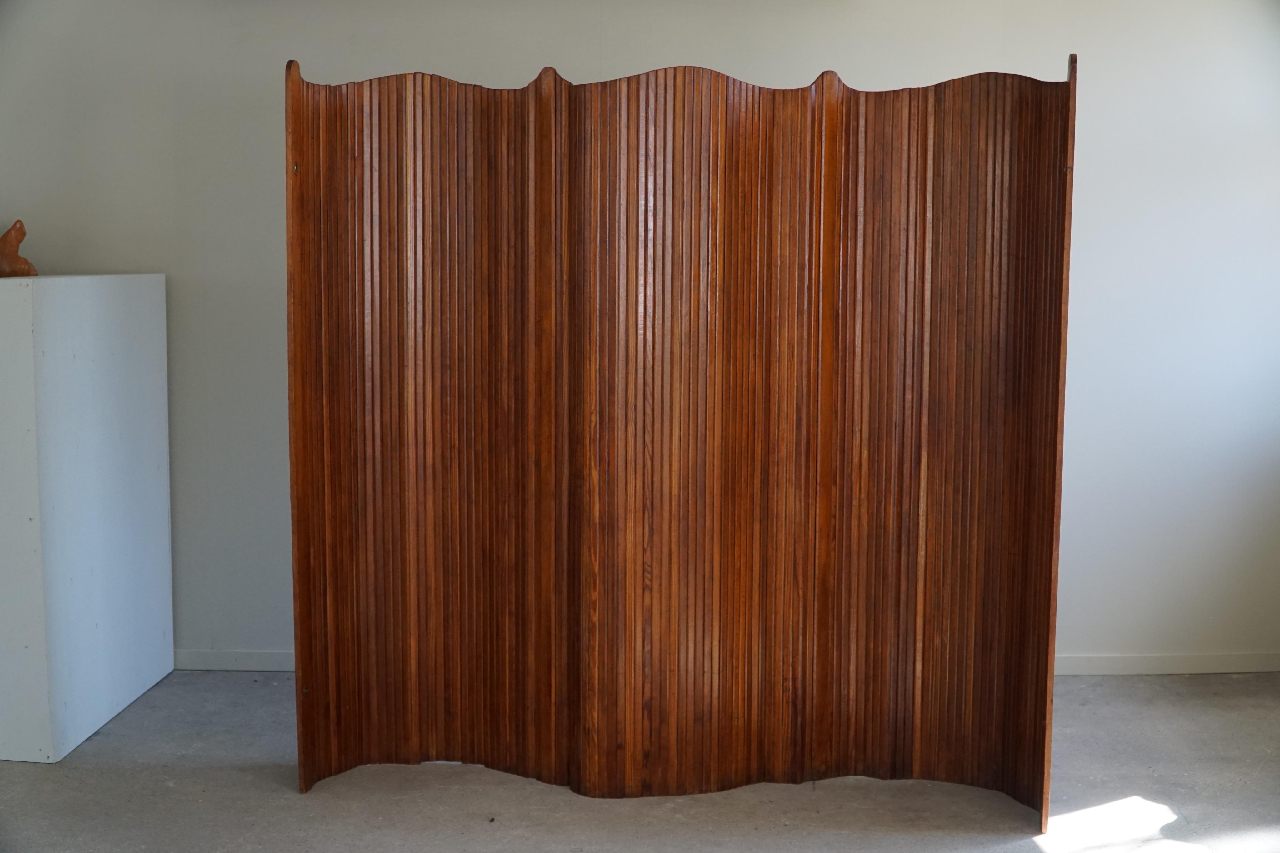 French Art Deco Tambour Room Divider in Pine, Attributed Jomaine Baumann, 1930s 9