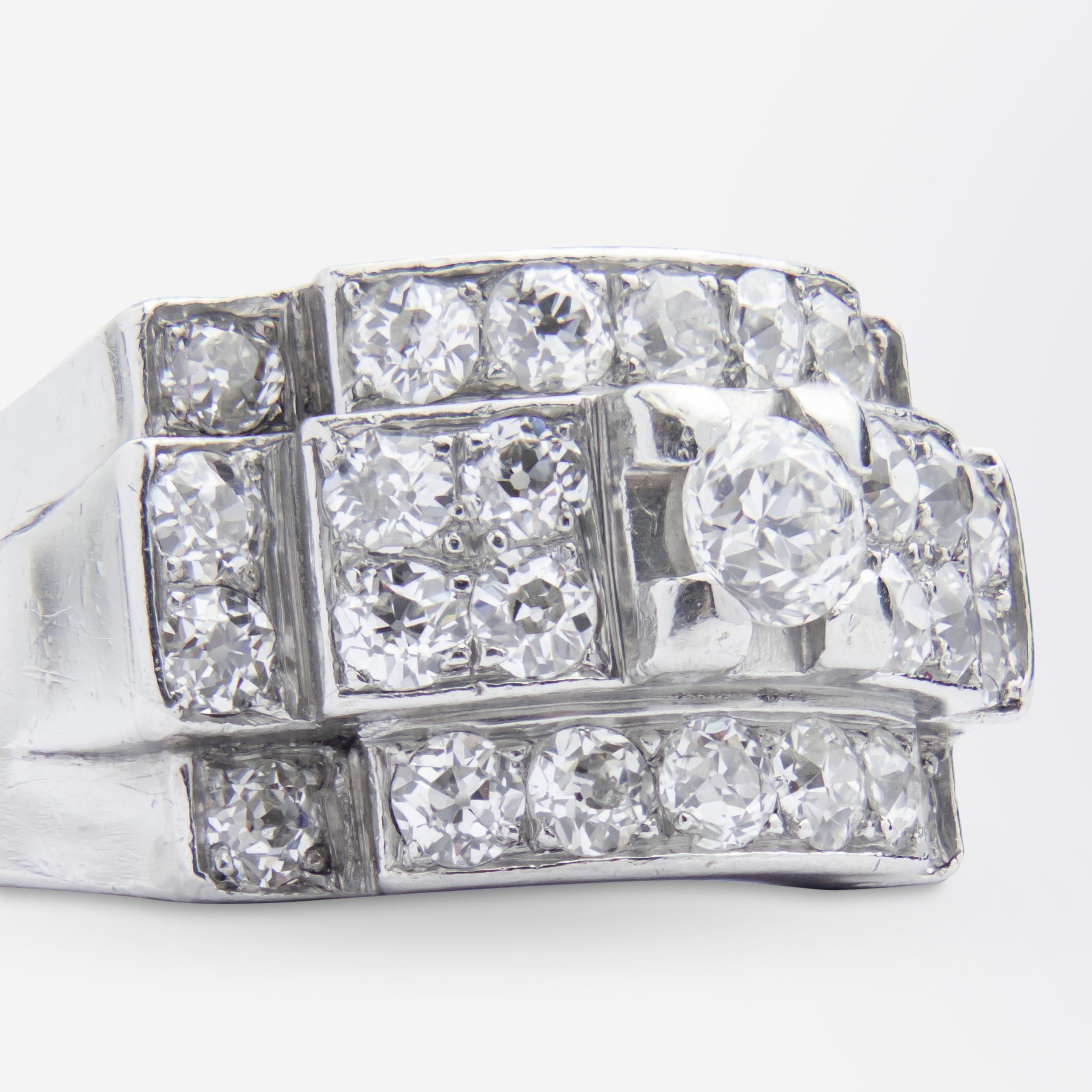 French Art Deco 'Tank' Ring in Platinum & Diamonds For Sale 1