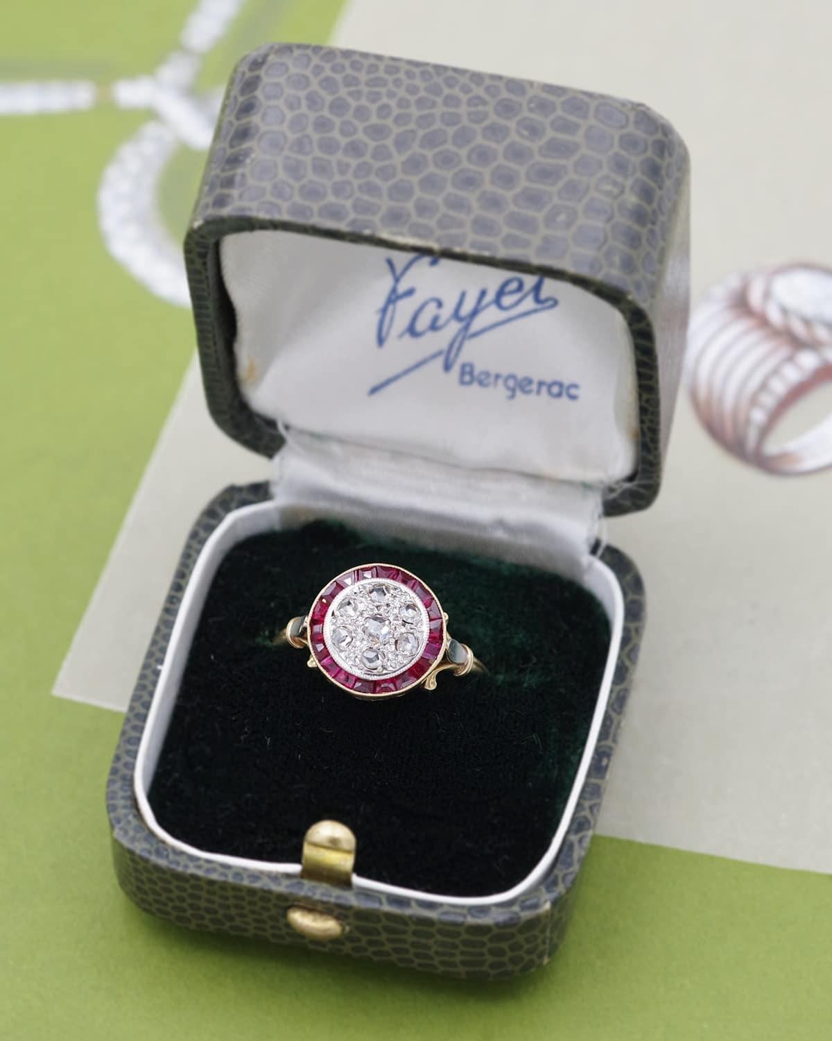 French Art Deco target ruby diamond ring, round Edwardian antique ring For Sale 3