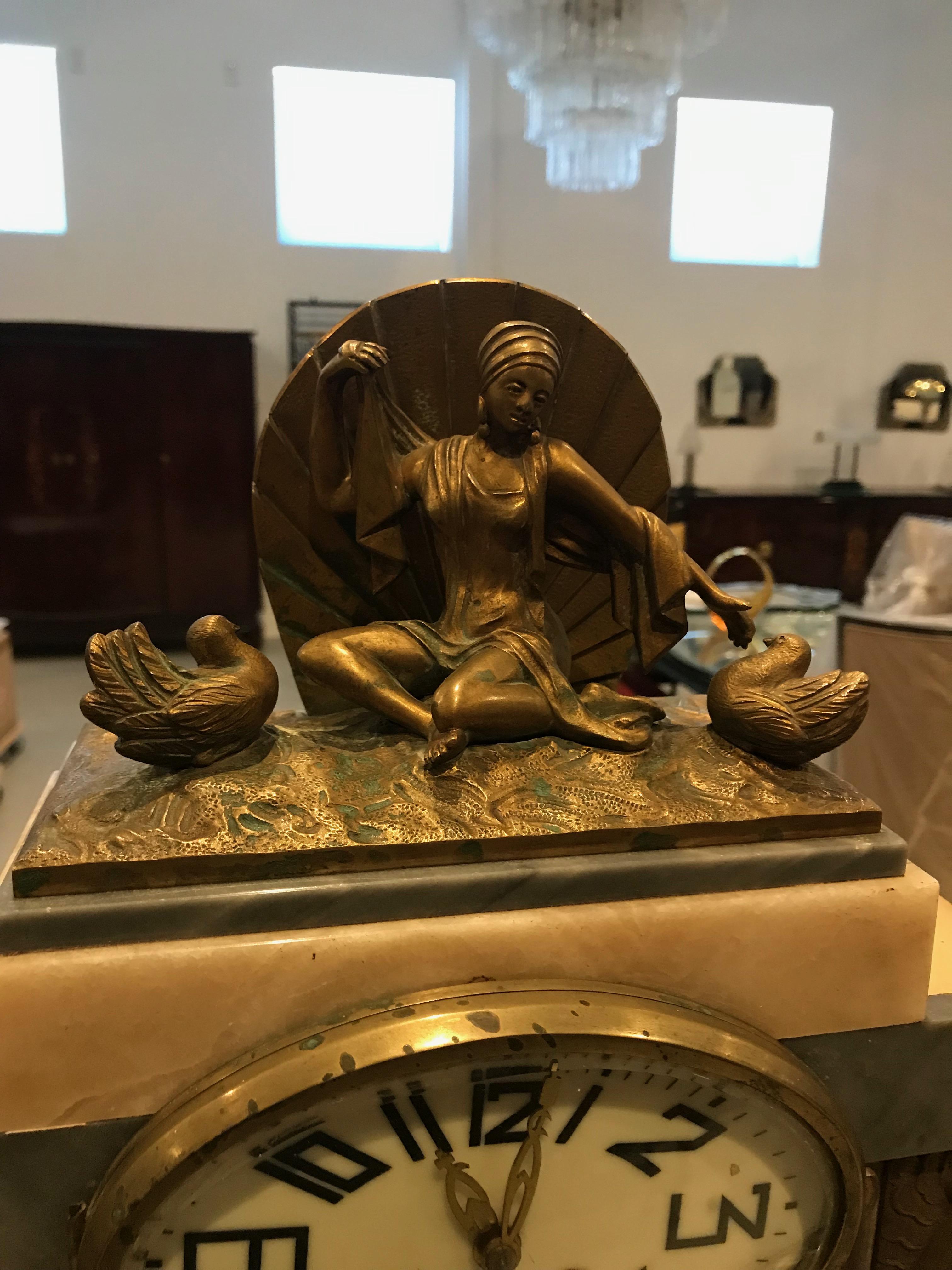 French Art Deco Three-Piece Female Sculpture Clock In Excellent Condition For Sale In North Bergen, NJ