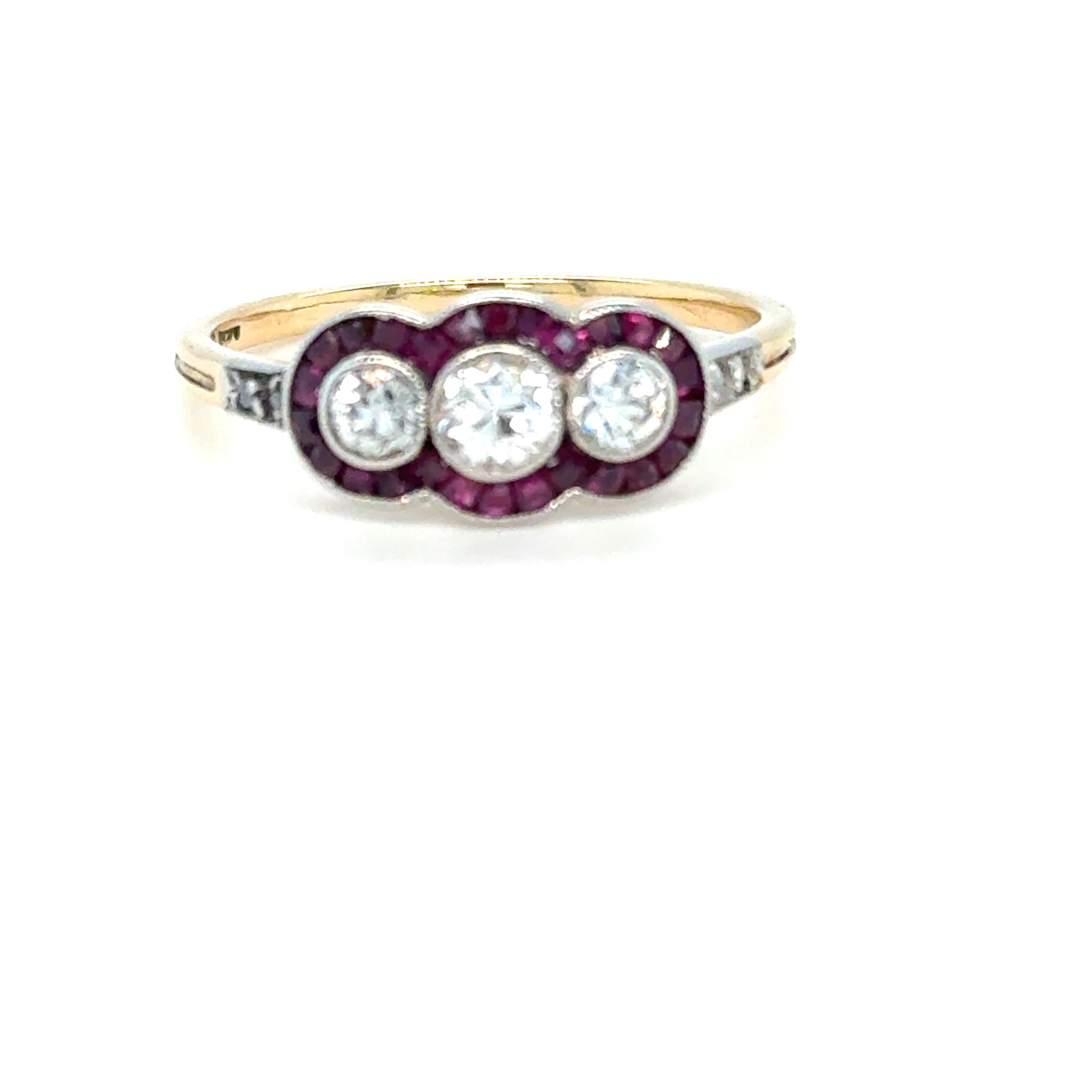 French Art Deco Three-Stone Diamond and Ruby Ring Platinum & Yellow Gold For Sale 11