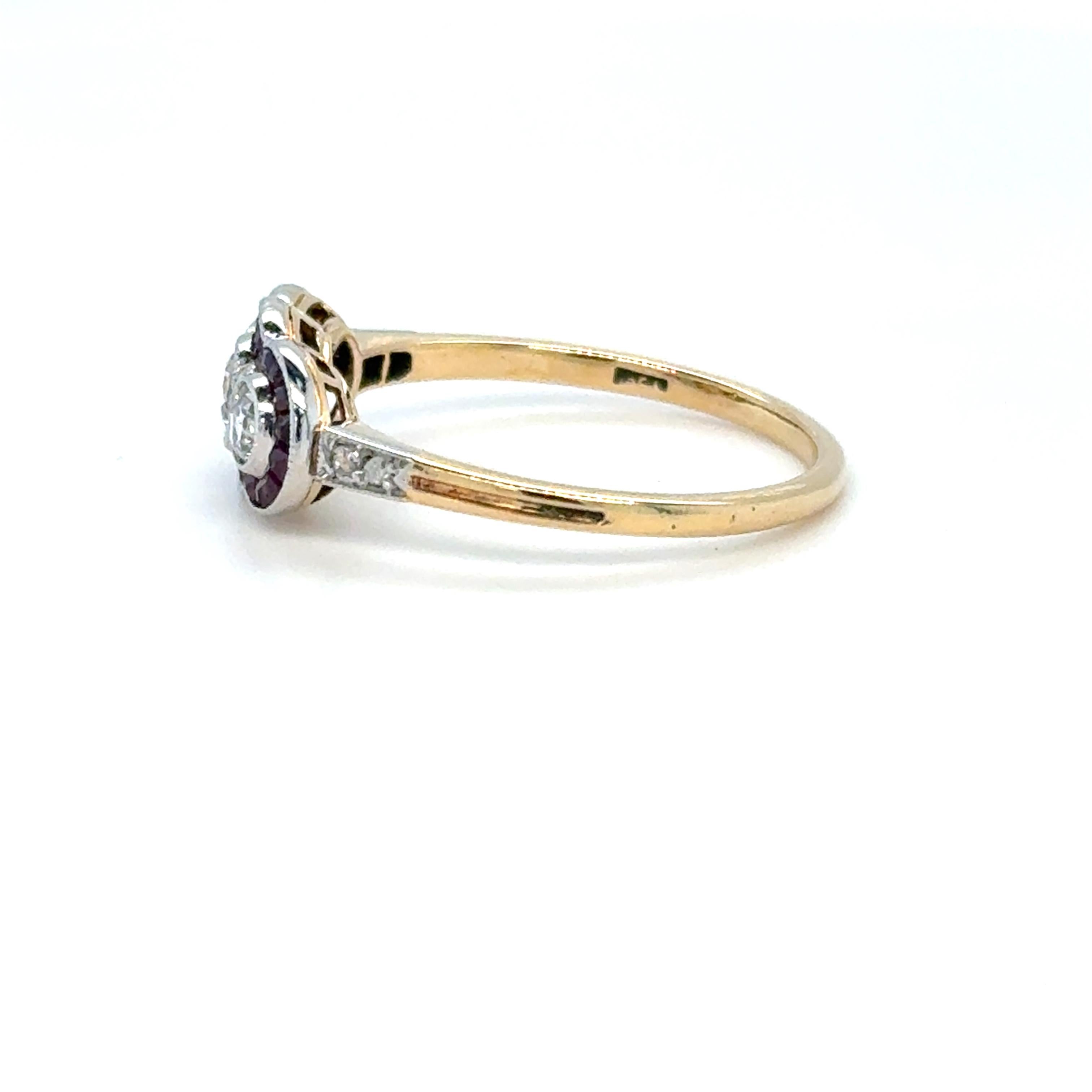 French Art Deco Three-Stone Diamond and Ruby Ring Platinum & Yellow Gold For Sale 12