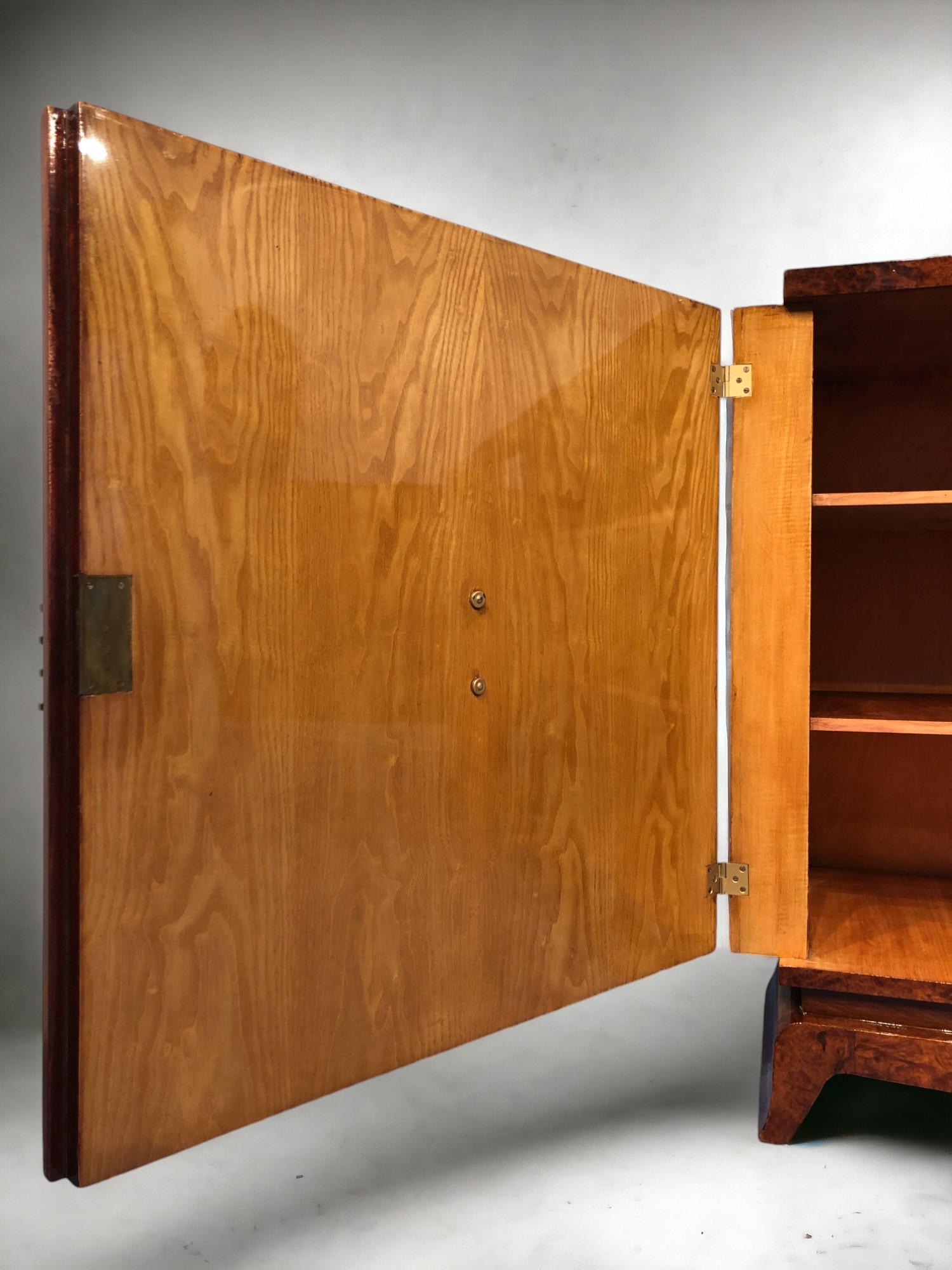 Enfilade Art Déco français en thuya, années 1940 en vente 8