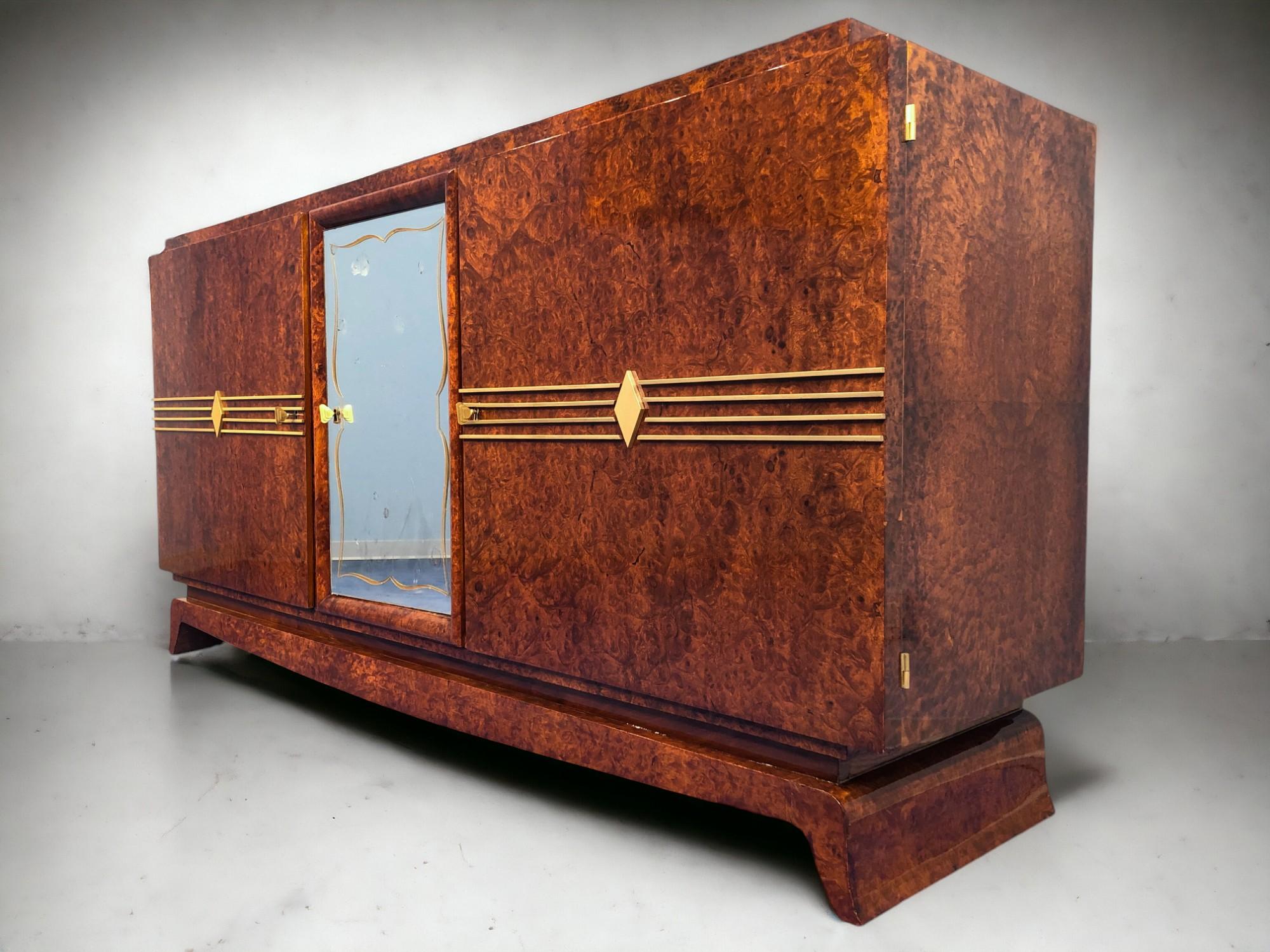 Placage Enfilade Art Déco français en thuya, années 1940 en vente