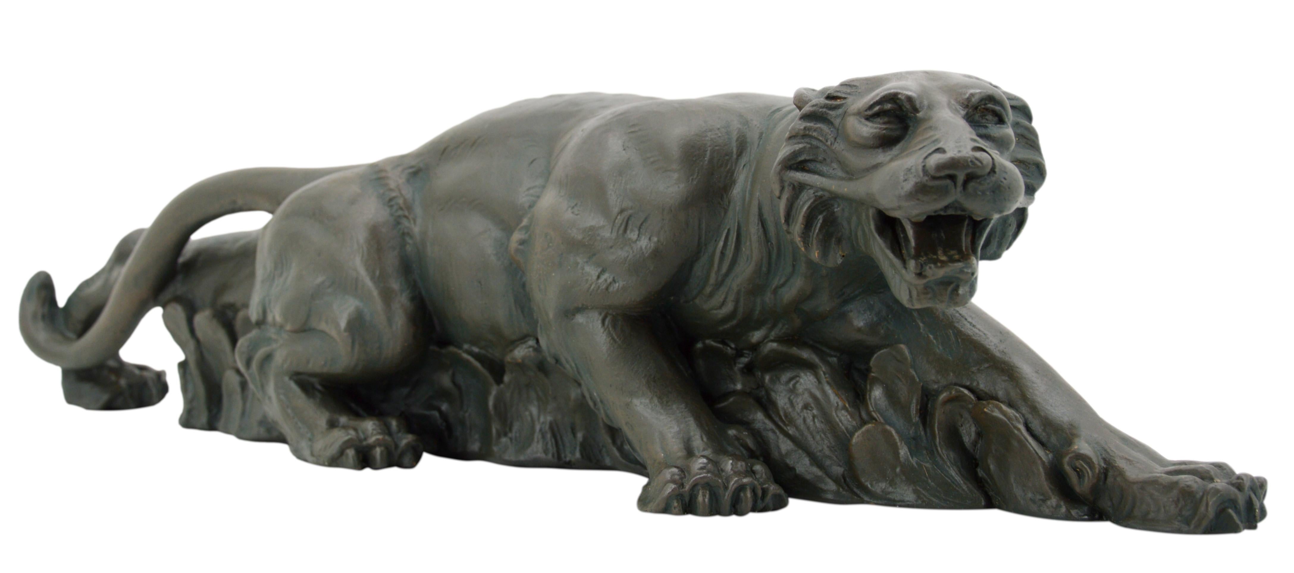 French Art Deco Tiger on the Prowl Sculpture, 1930s In Excellent Condition For Sale In Saint-Amans-des-Cots, FR