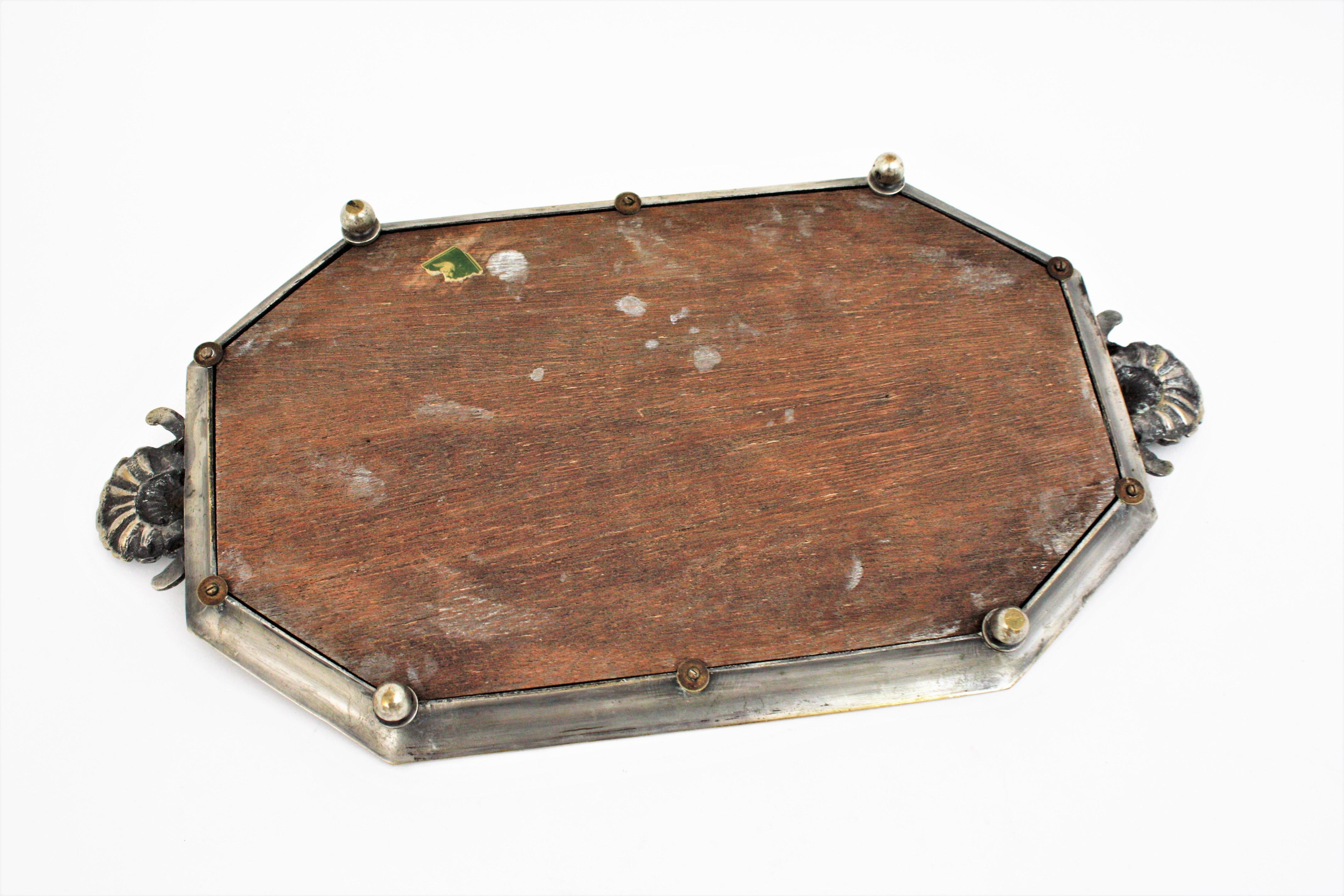 French Art Deco Tray with Shell Motif, Bronze and Etched Mirror For Sale 9