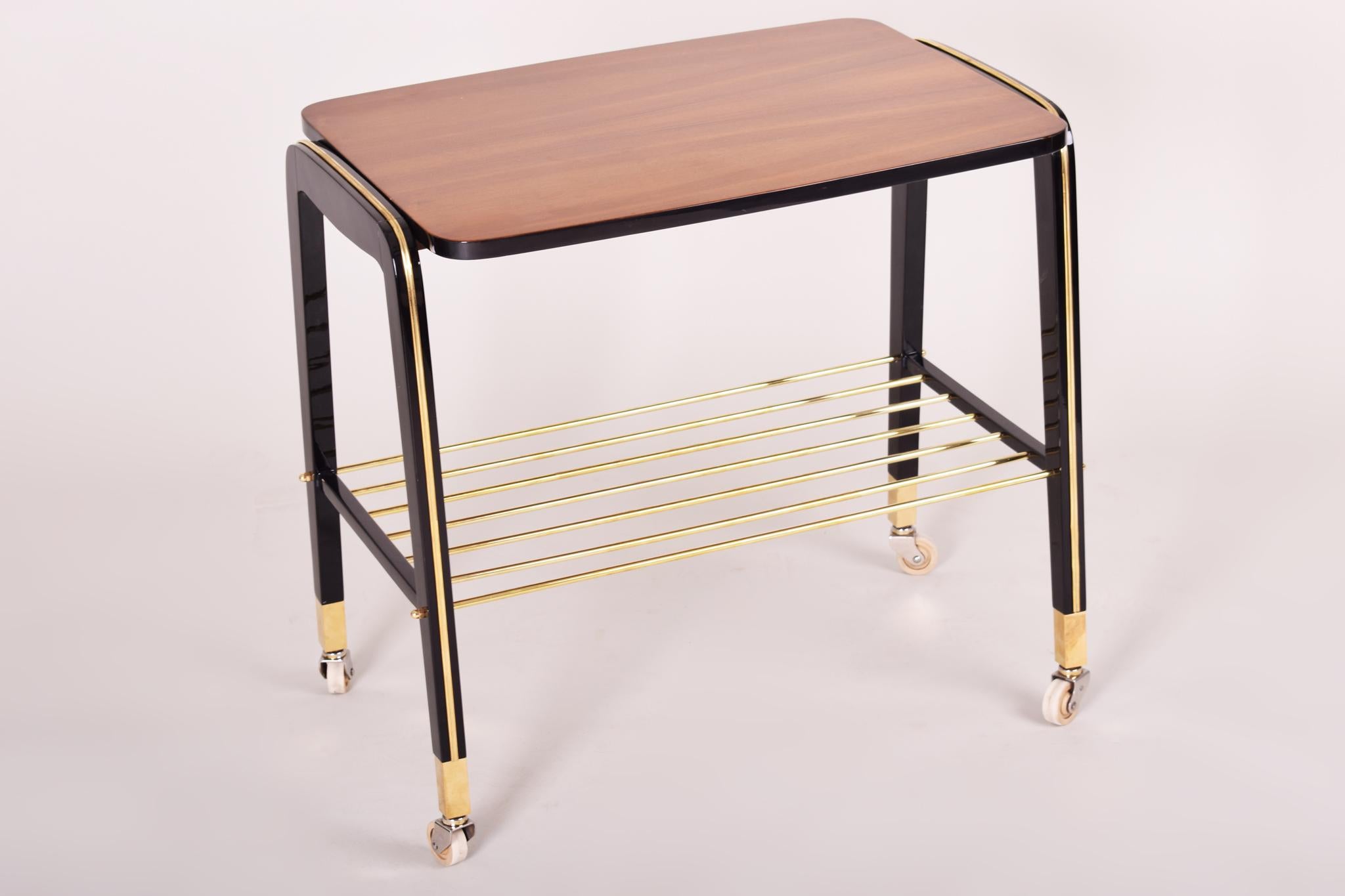 French Art Deco Trolley, Completely Restored, Made Out of Mahogany, 1950s In Excellent Condition For Sale In Brandys nad Labem, Středočeský kraj